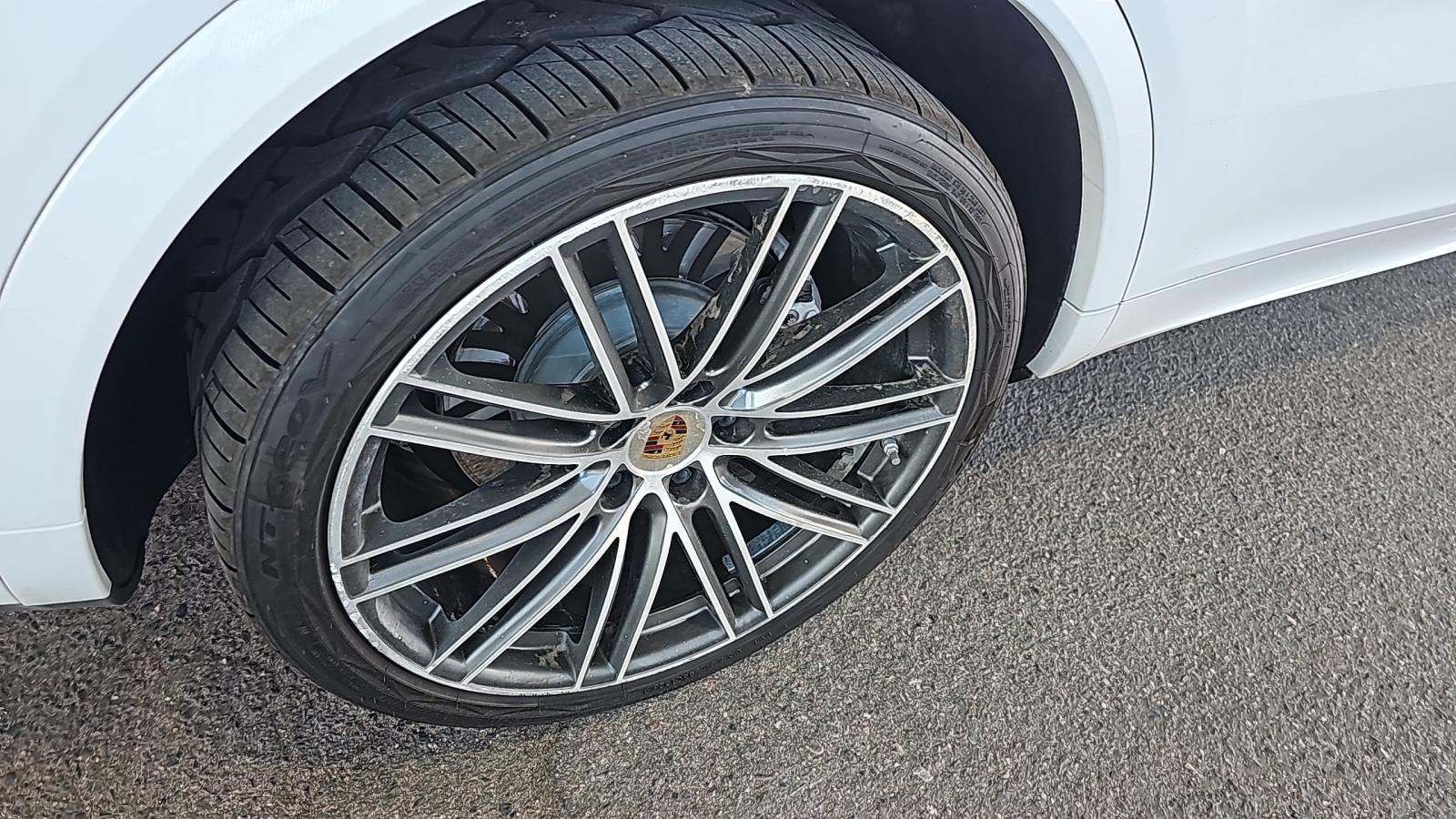 2021 Porsche Cayenne Turbo AWD