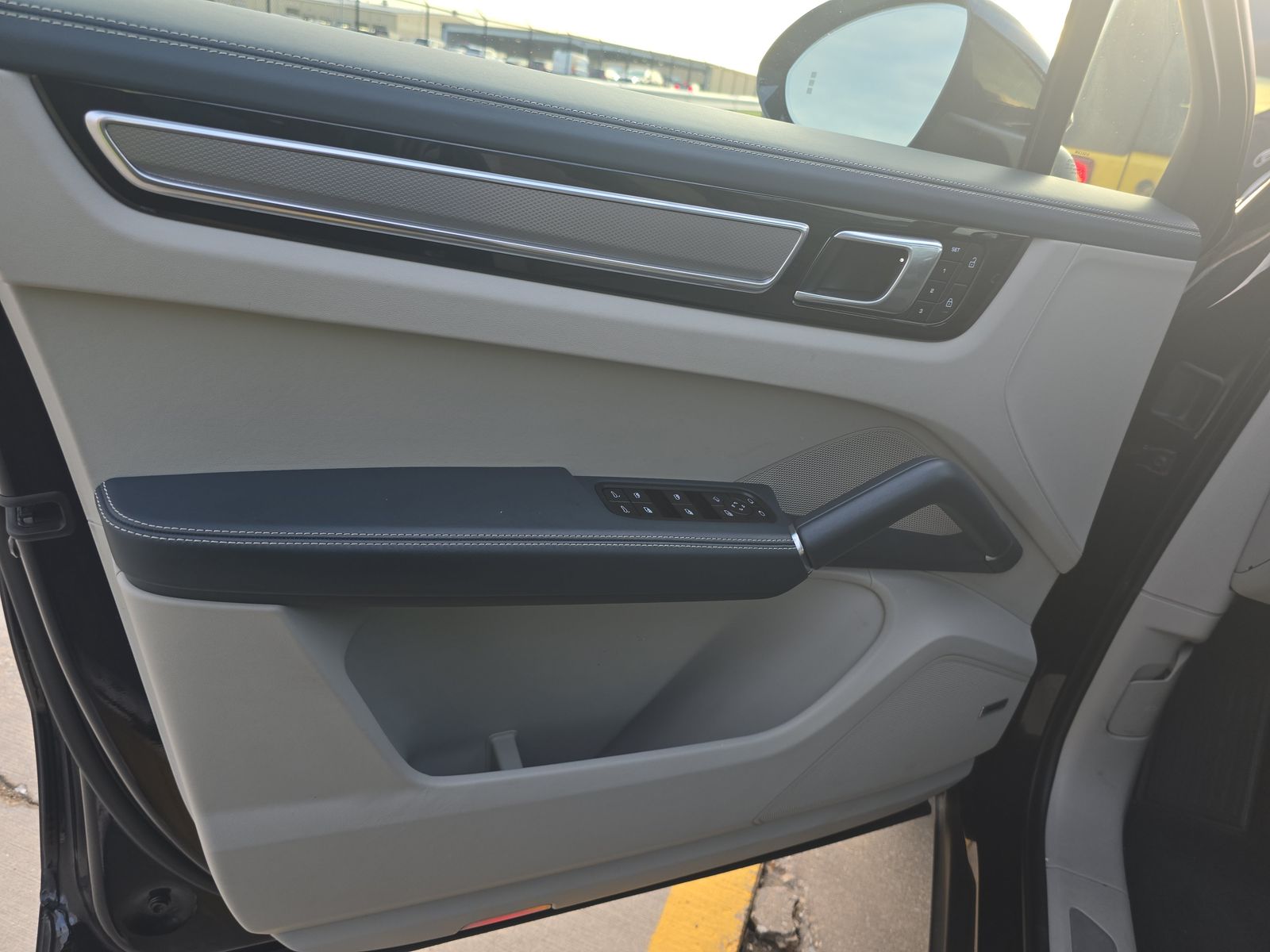 2022 Porsche Cayenne Base AWD