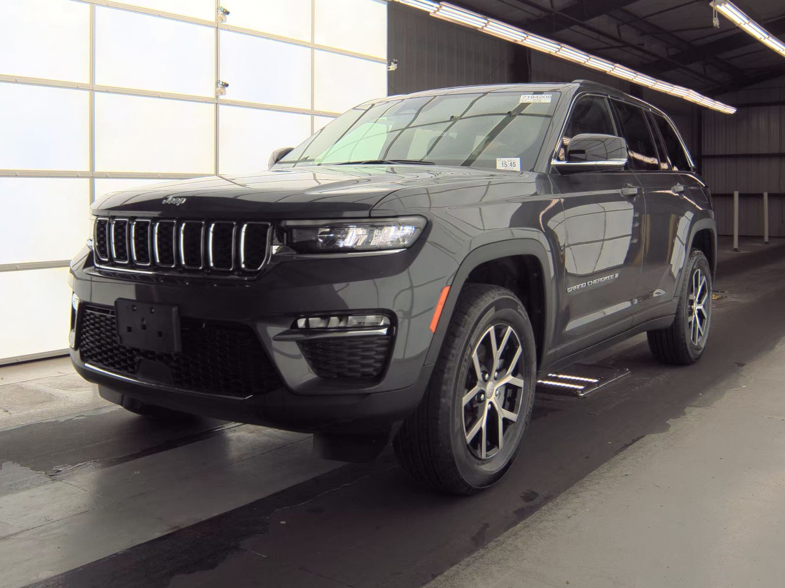 2025 Jeep Grand Cherokee Limited RWD