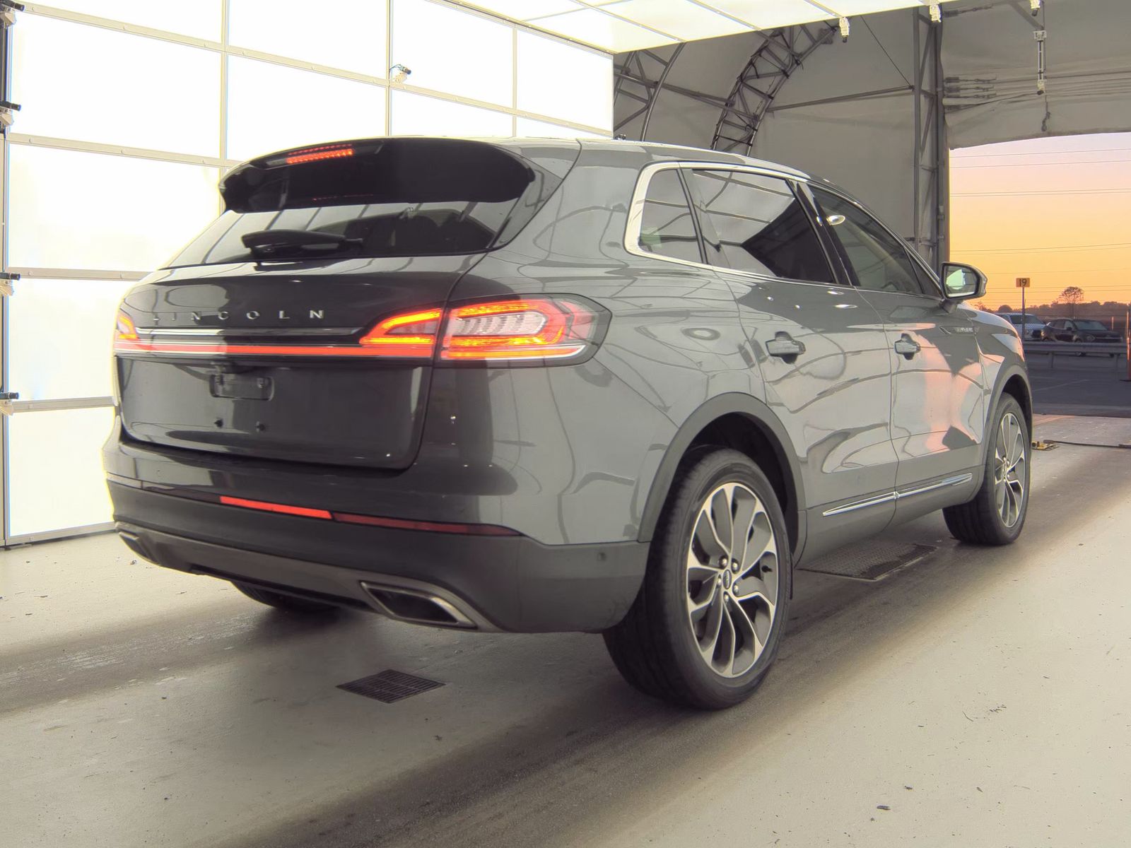 2022 Lincoln Nautilus Reserve AWD