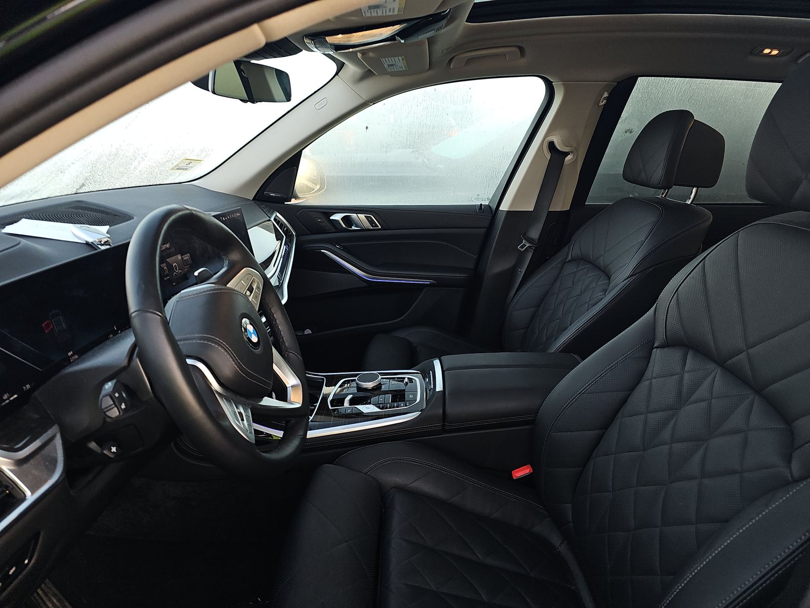 2025 BMW X7 xDrive40i AWD