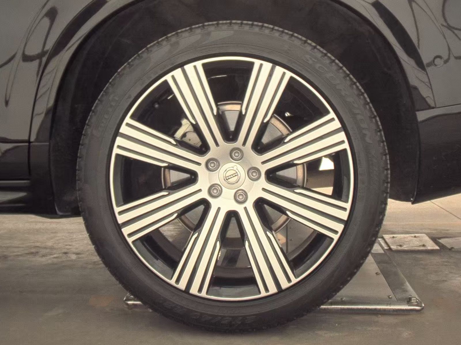 2022 Volvo XC90 T6 Inscription AWD