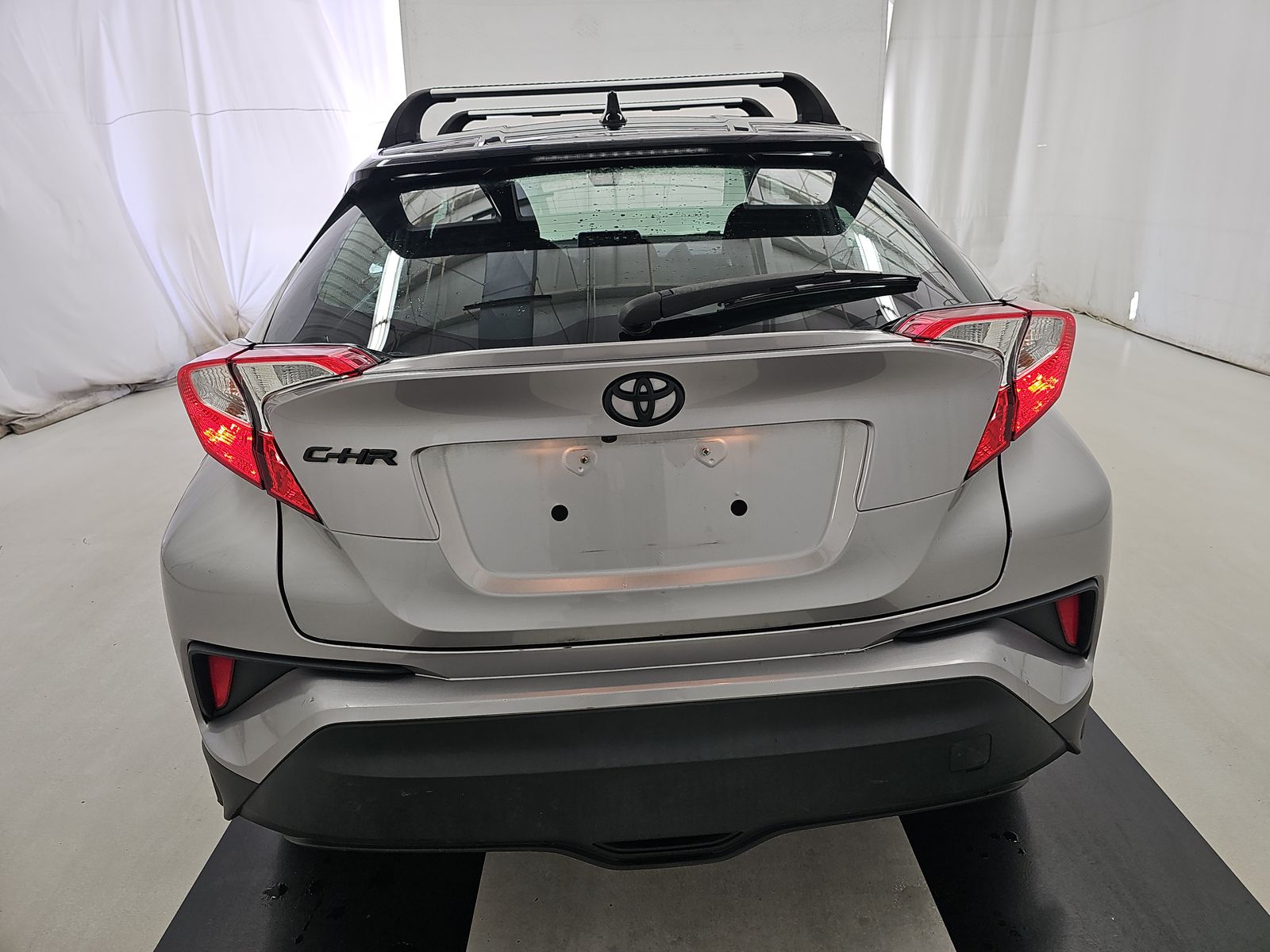 2020 Toyota C-HR XLE FWD