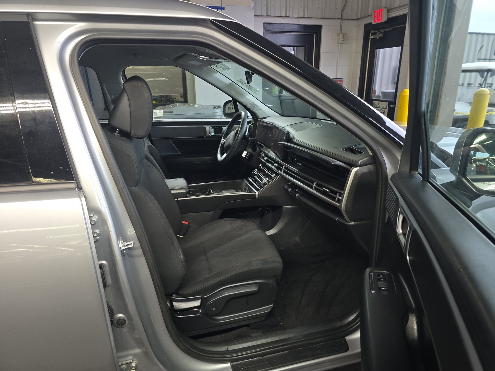 2025 Hyundai Santa Fe SE FWD