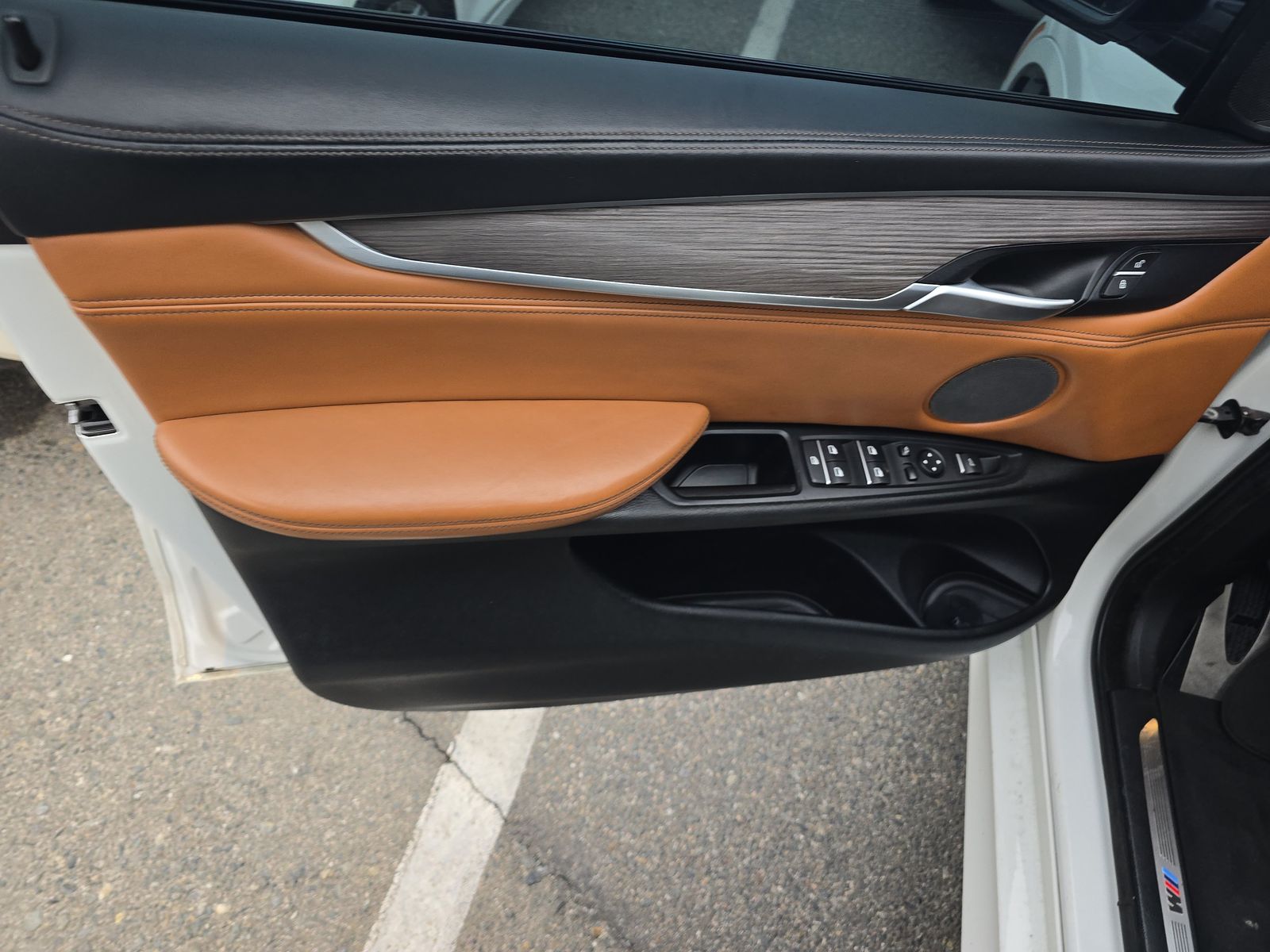 2016 BMW X6 xDrive50i AWD