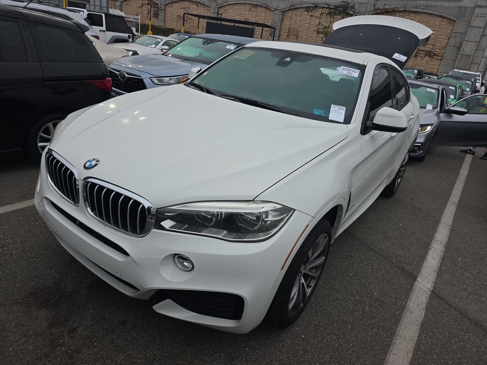 2016 BMW X6 xDrive50i AWD