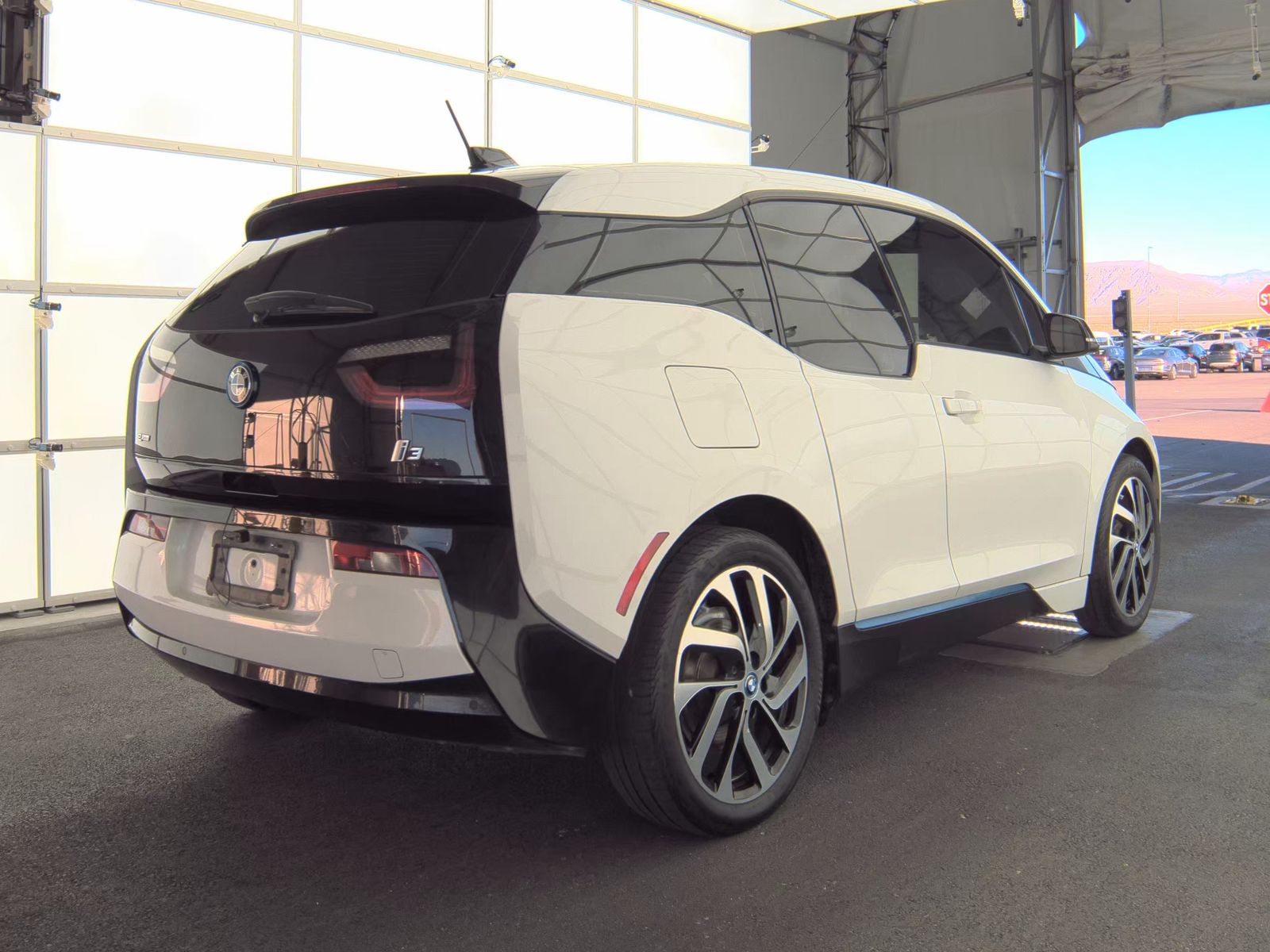2017 BMW i3 Base RWD