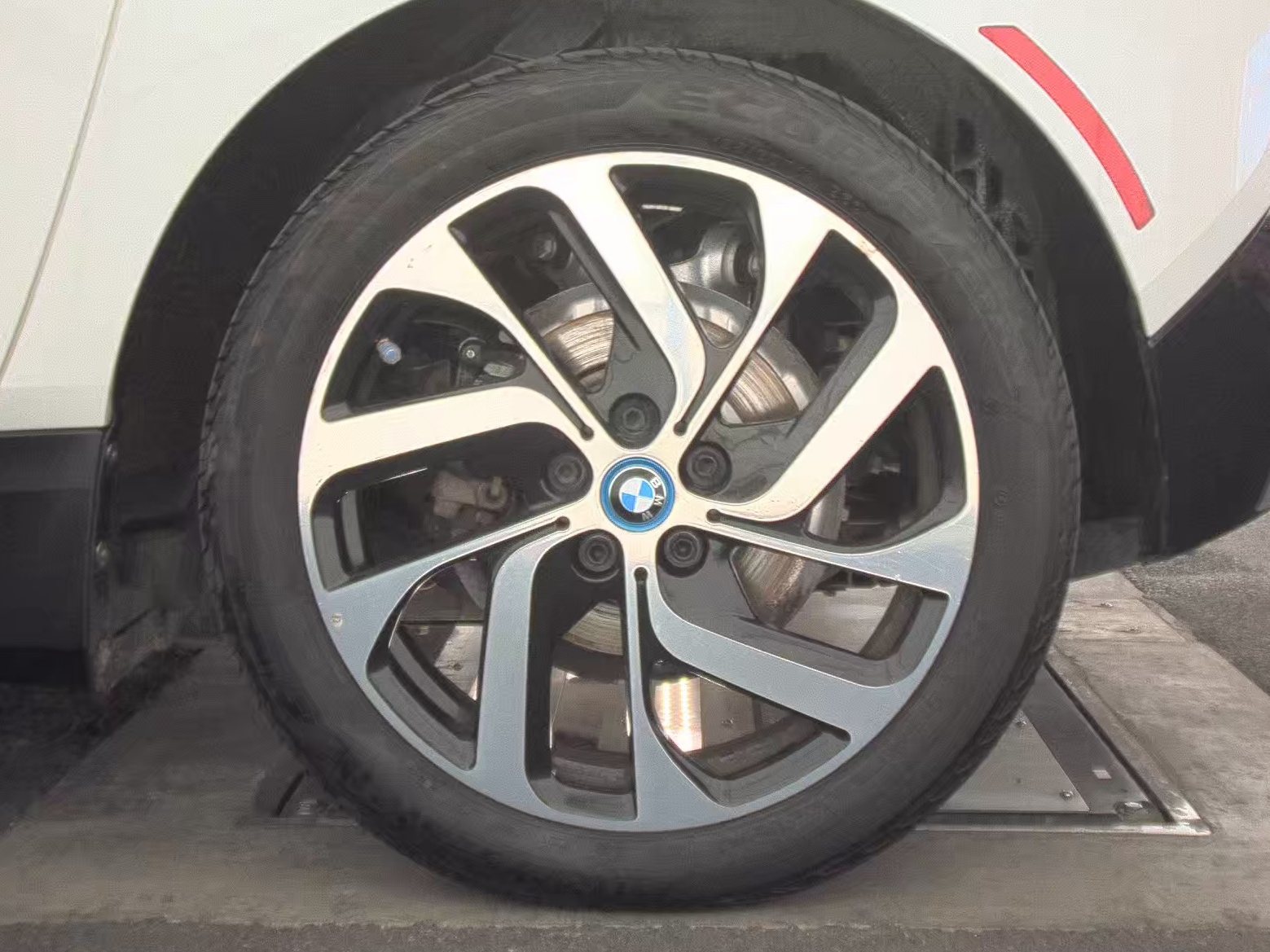 2017 BMW i3 Base RWD