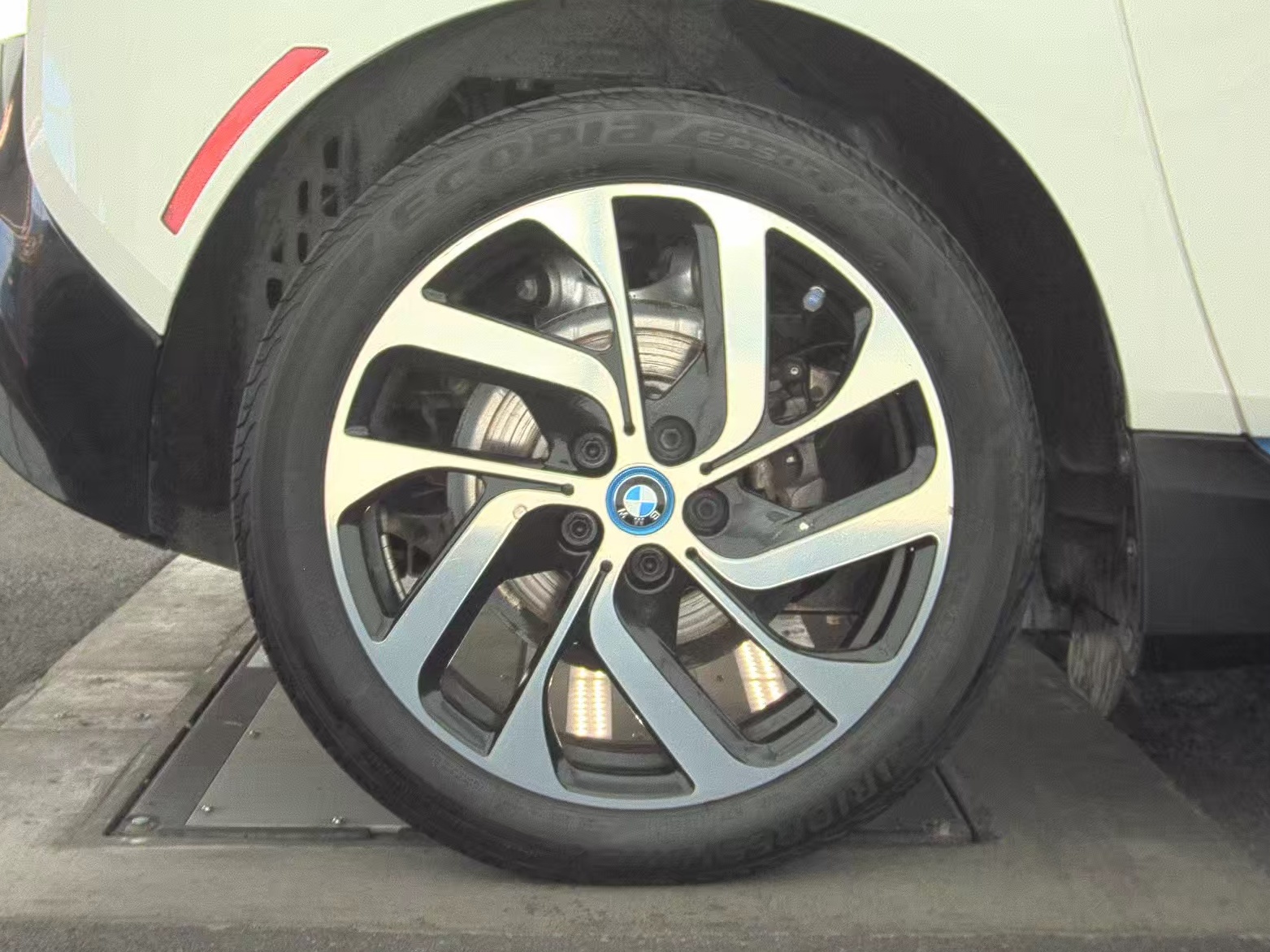 2017 BMW i3 Base RWD