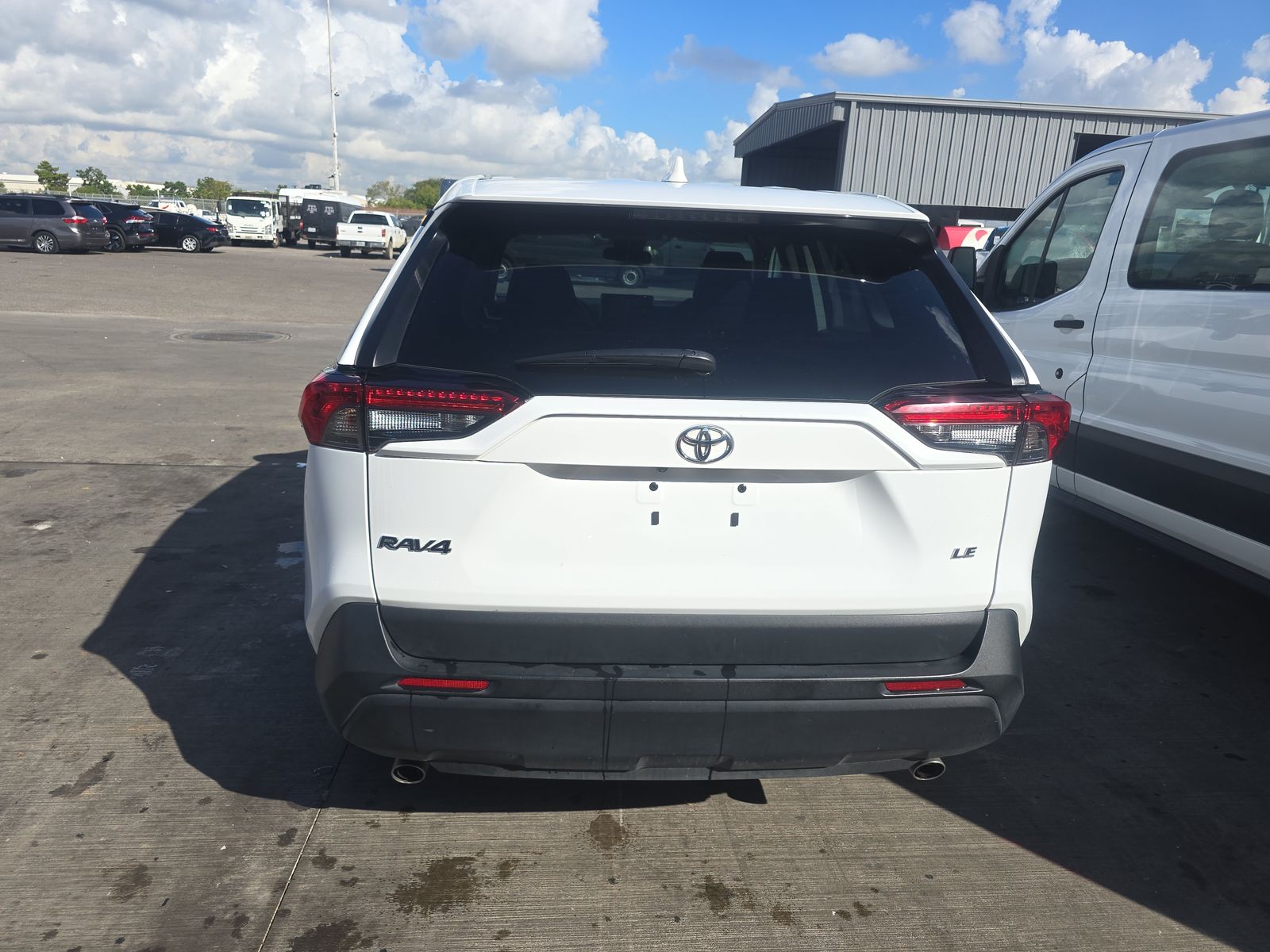 2025 Toyota RAV4 LE FWD