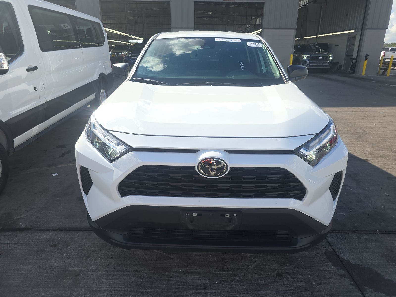 2025 Toyota RAV4 LE FWD