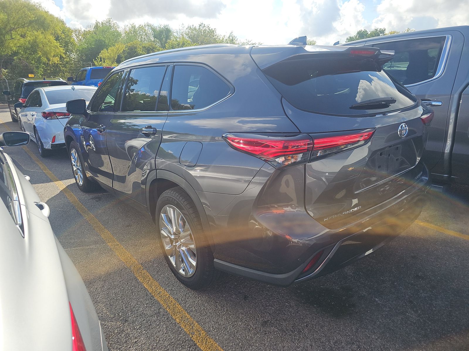 2021 Toyota Highlander Limited FWD