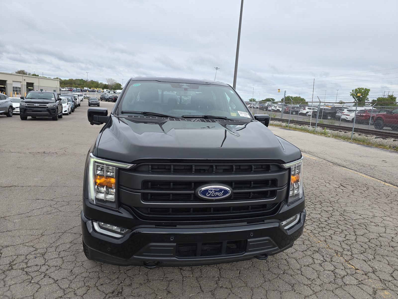 2023 Ford F-150 Hybrid Lariat AWD