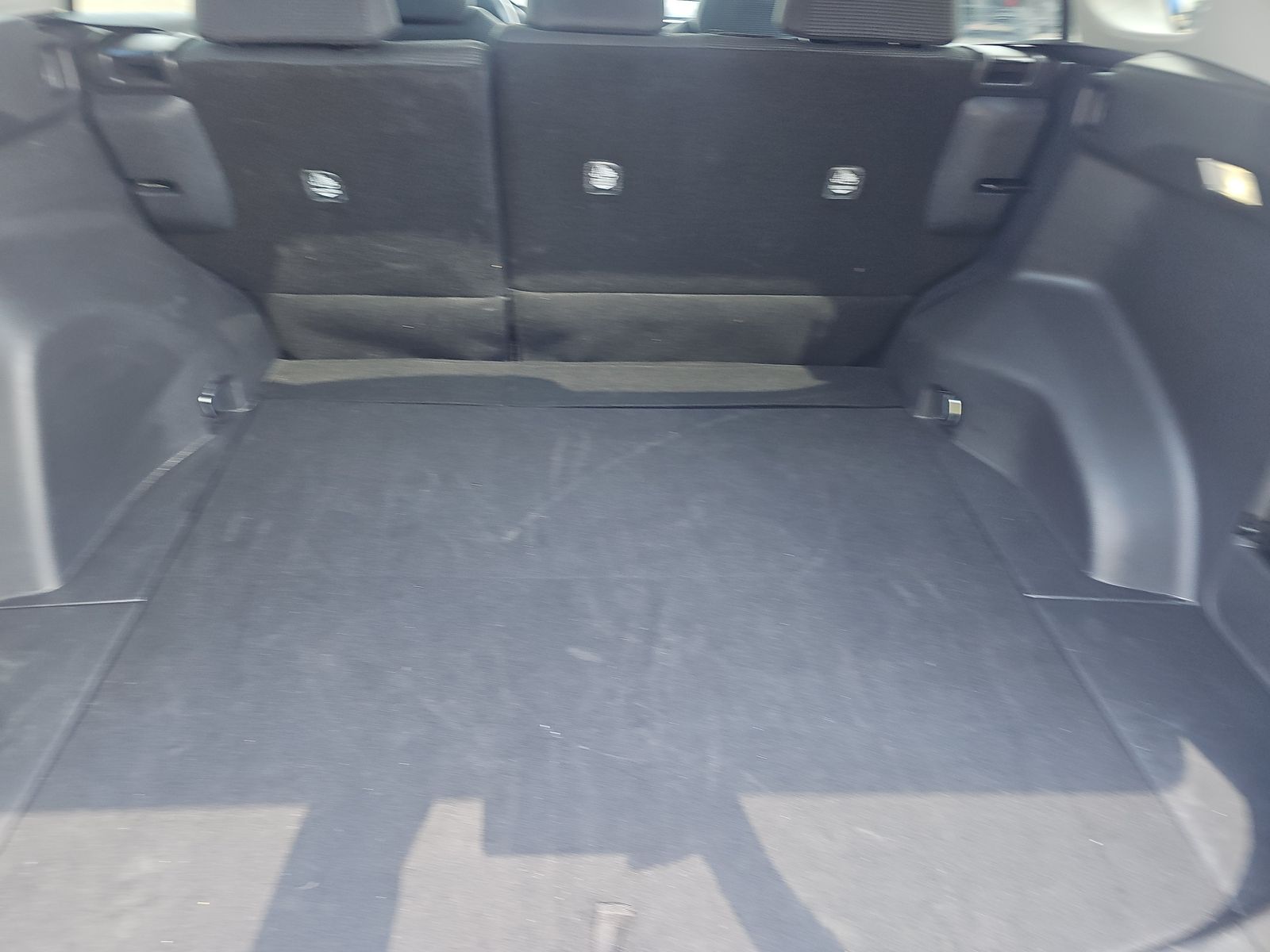 2025 Toyota RAV4 LE FWD