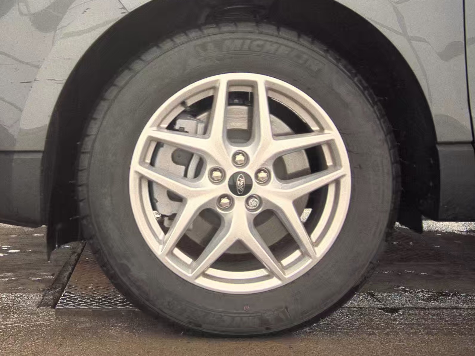 2024 Ford Edge SEL AWD