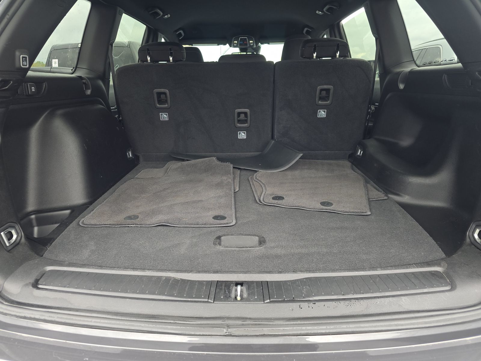 2024 Jeep Grand Cherokee Laredo AWD