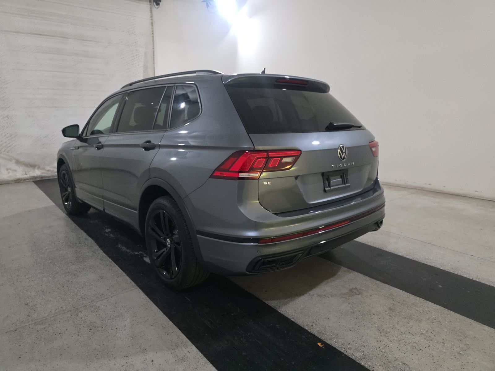 2024 Volkswagen Tiguan 2.0T SE R-Line Black FWD