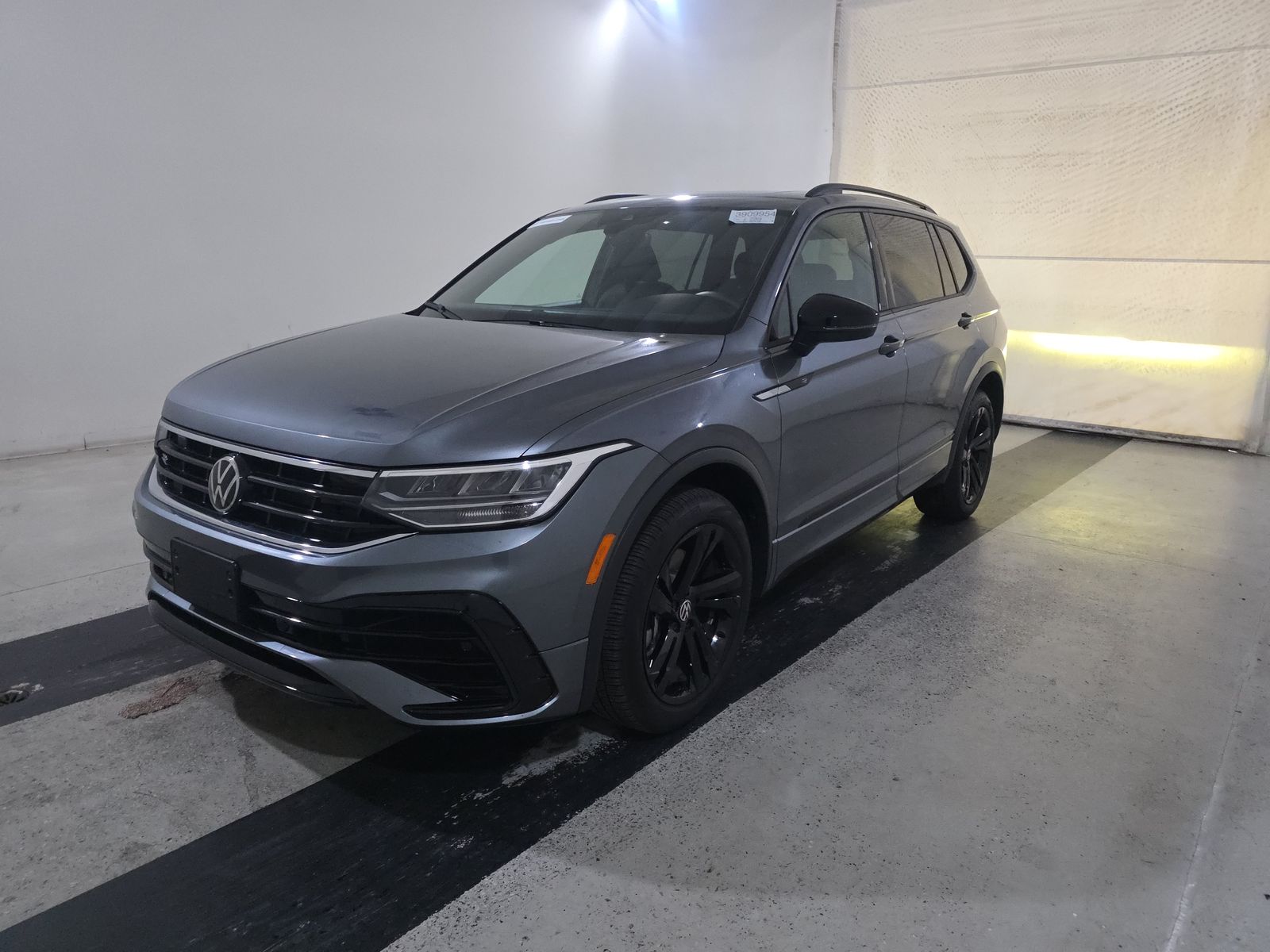 2024 Volkswagen Tiguan 2.0T SE R-Line Black FWD