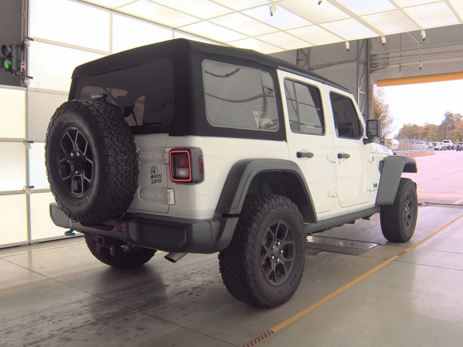 2024 Jeep Wrangler 4xe Willys AWD