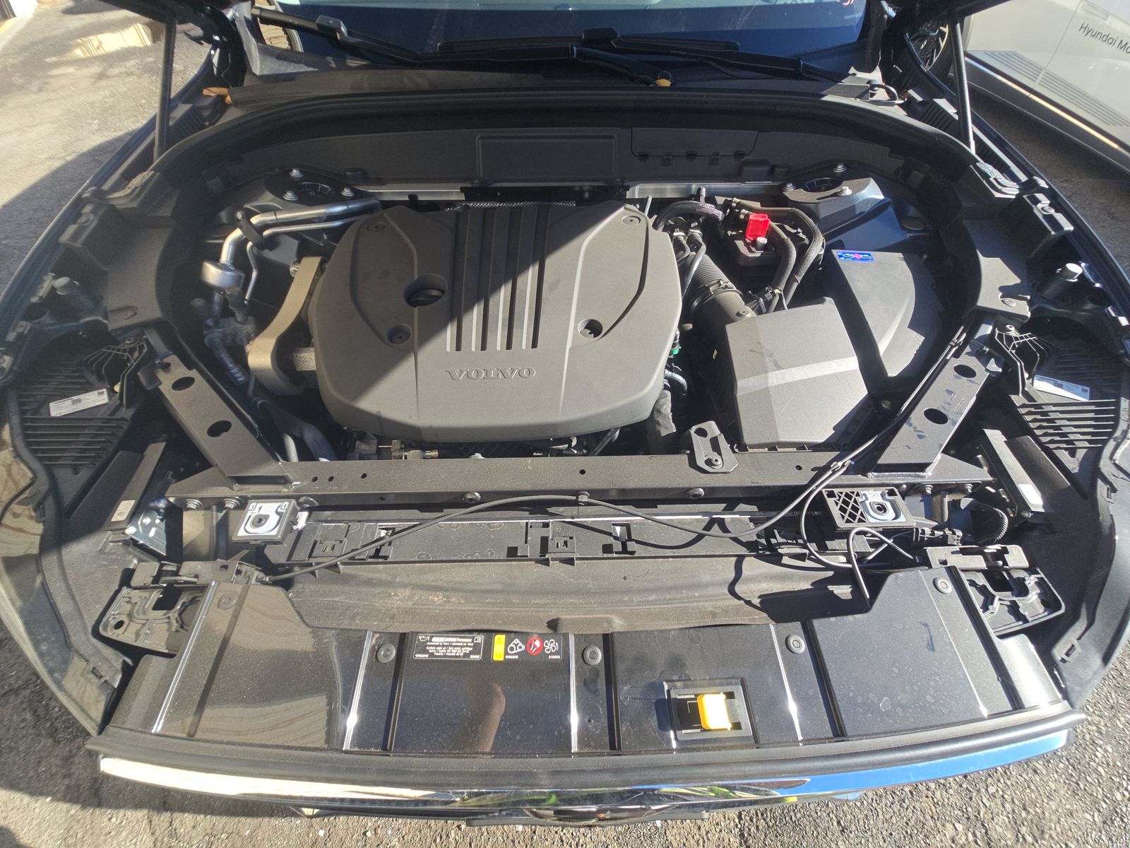 2023 Volvo XC60 B5 Plus FWD