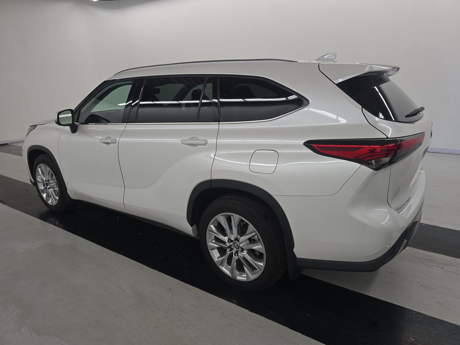 2023 Toyota Highlander Limited AWD