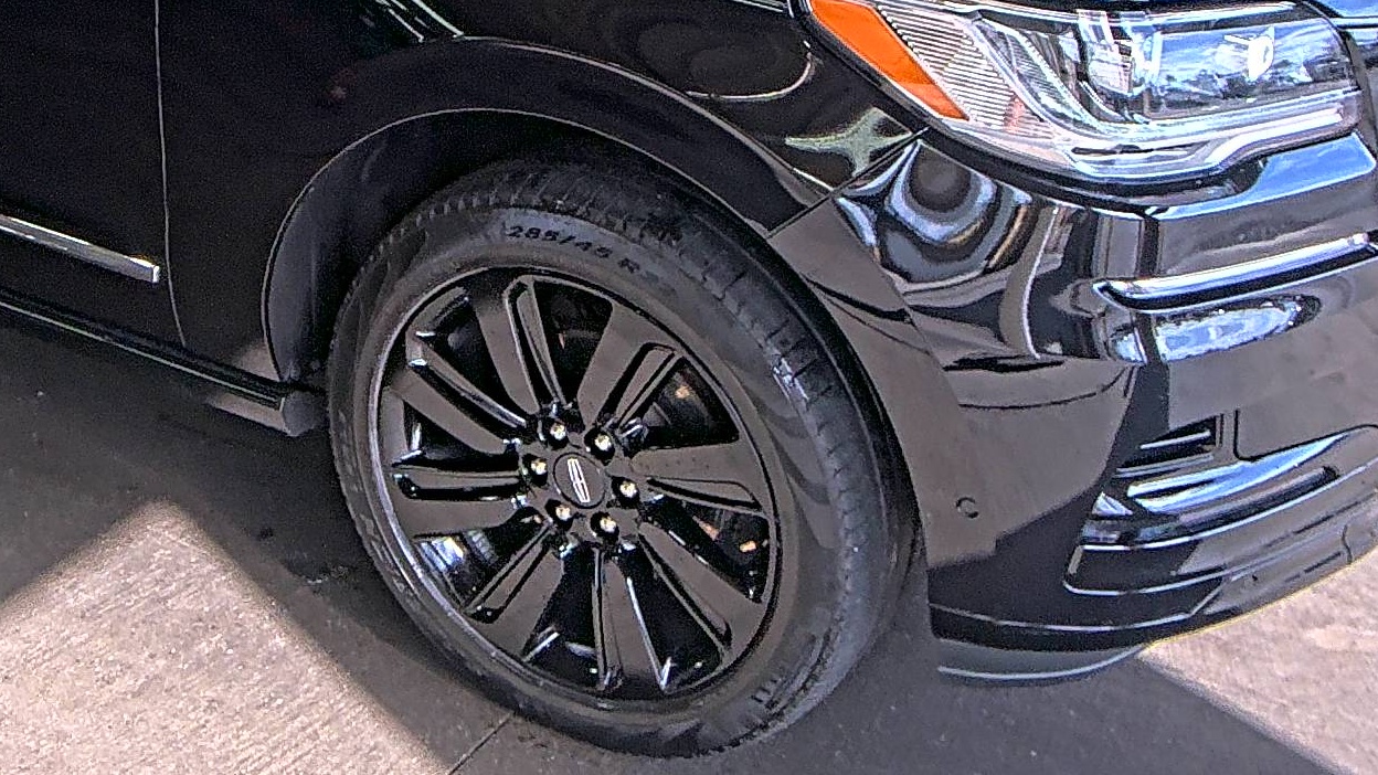 2023 Lincoln Navigator L Reserve AWD