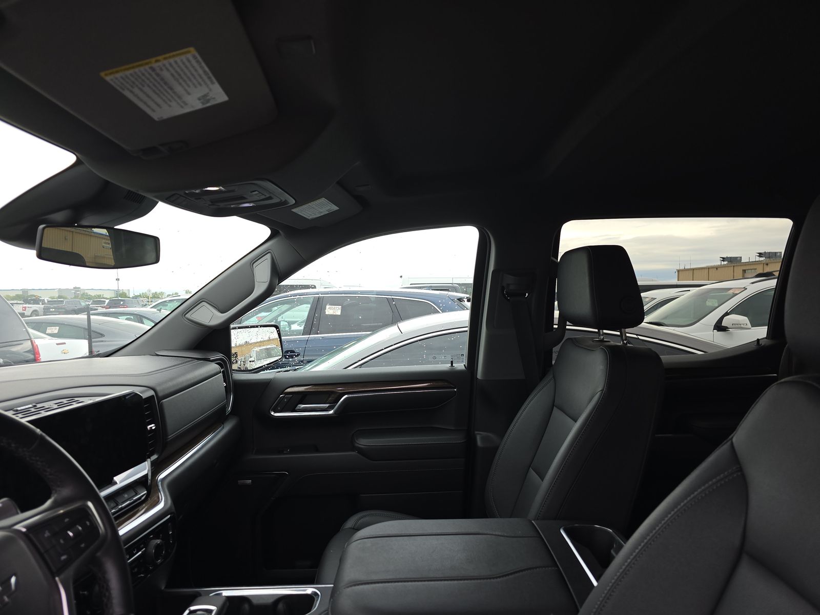 2023 Chevrolet Silverado 1500 RST AWD