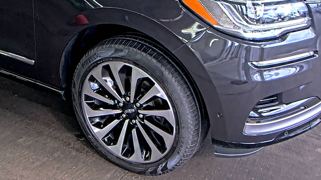 2023 Lincoln Navigator L Reserve AWD