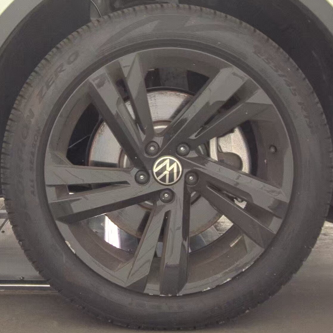 2024 Volkswagen Tiguan 2.0T SE R-Line Black FWD