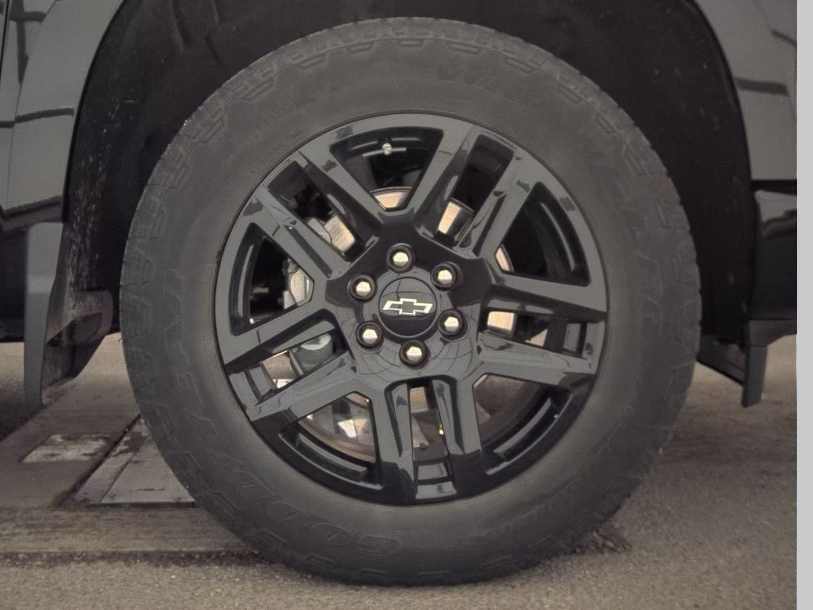 2023 Chevrolet Silverado 1500 RST AWD