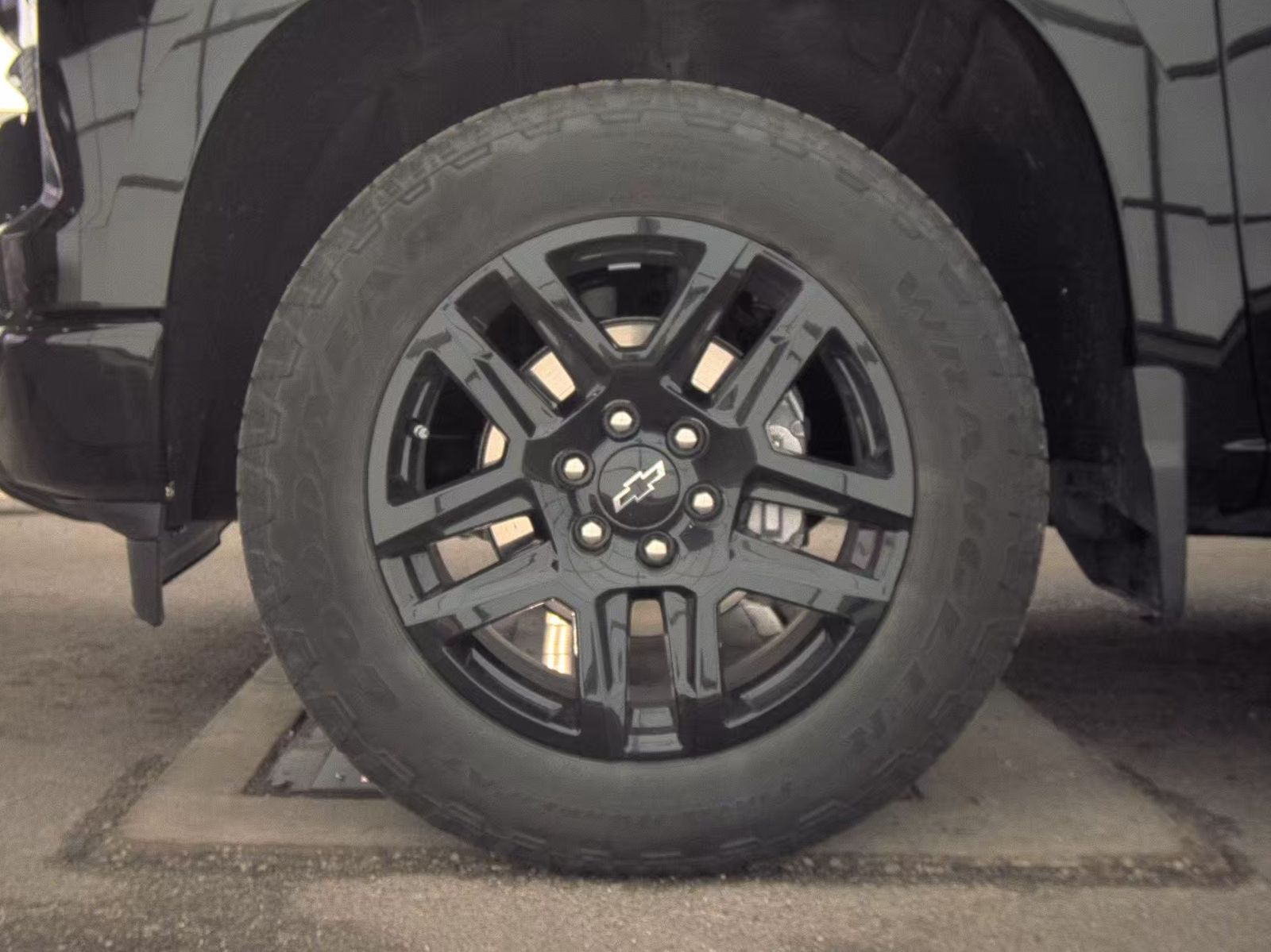 2023 Chevrolet Silverado 1500 RST AWD