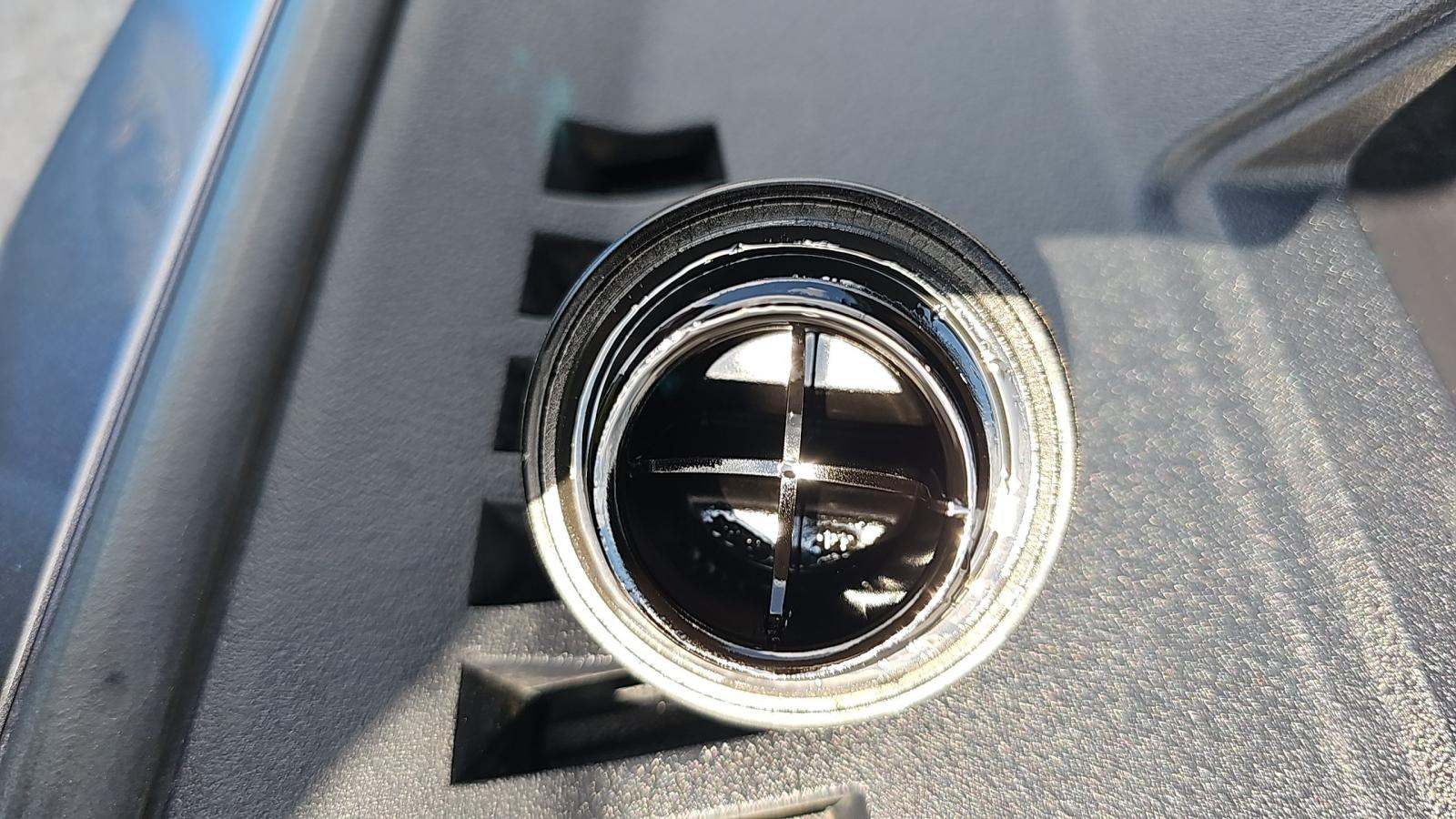 2022 Toyota Camry SE AWD