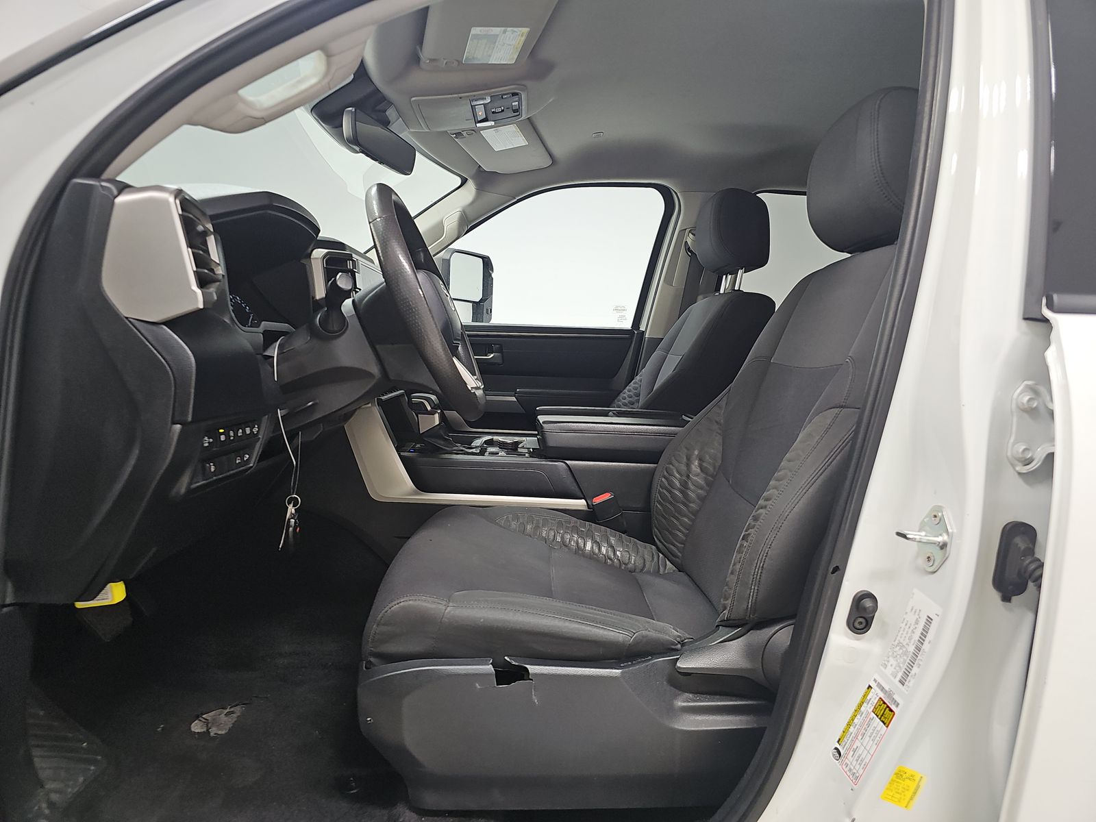 2022 Toyota Tundra SR5 AWD