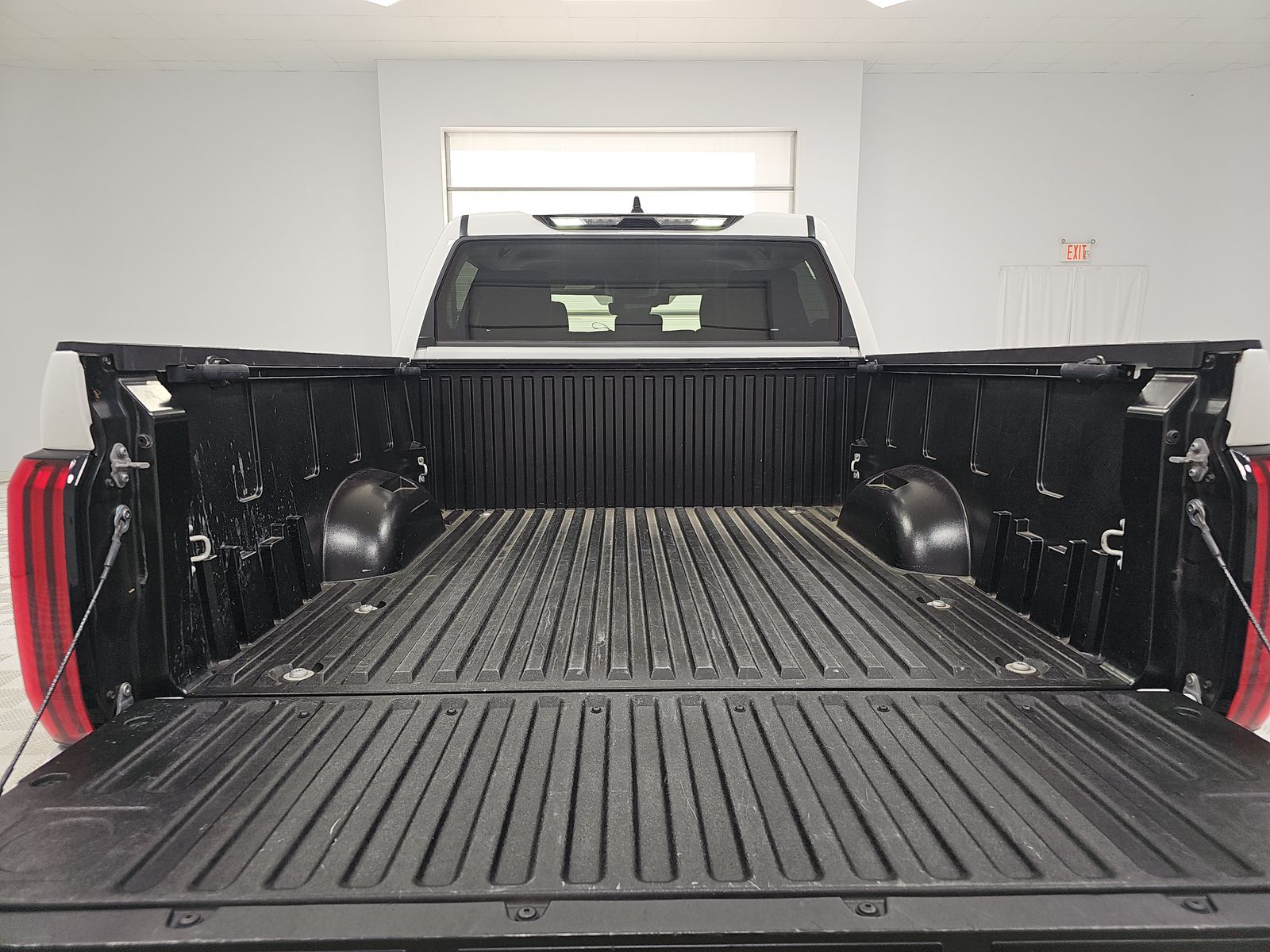 2022 Toyota Tundra SR5 AWD