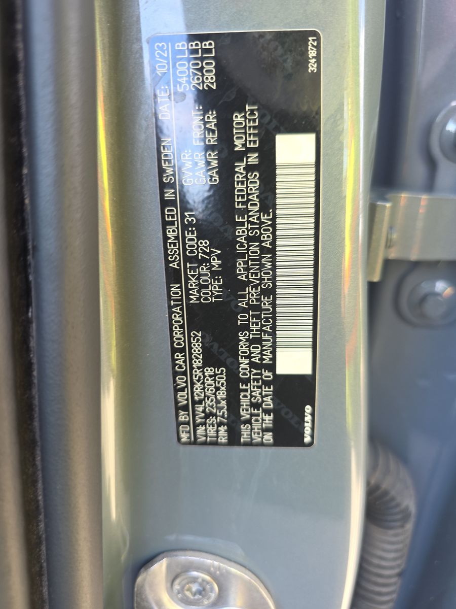 2024 Volvo XC60 B5 Core AWD