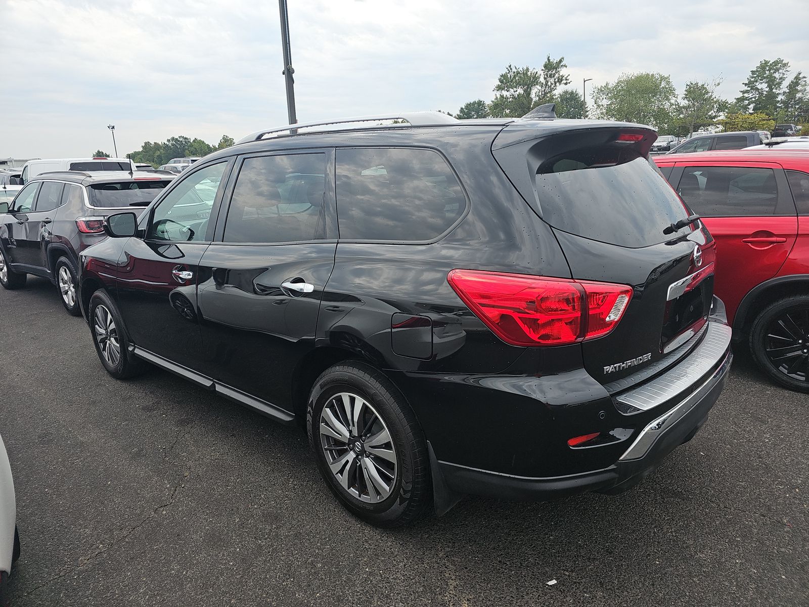 2020 Nissan Pathfinder S AWD