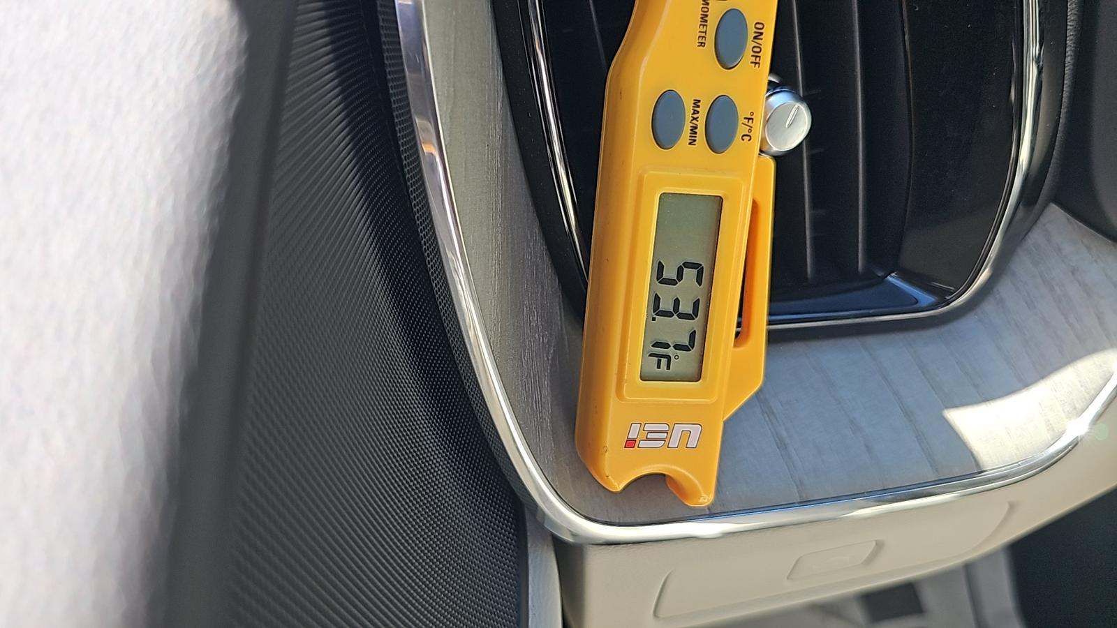 2023 Volvo XC60 B5 Plus FWD