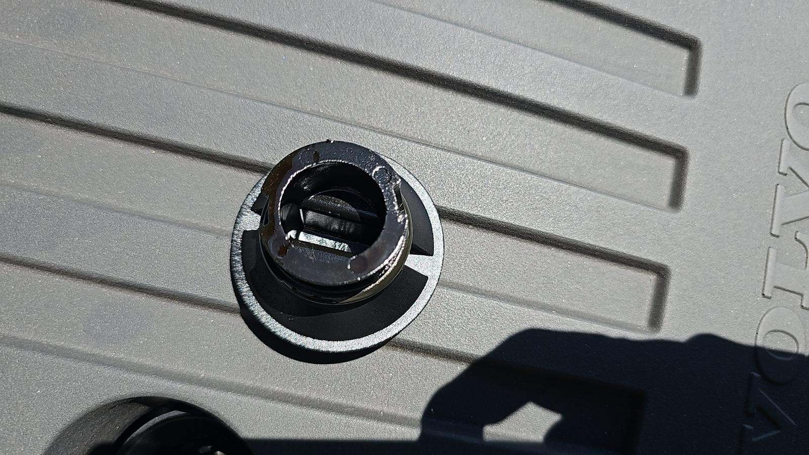 2023 Volvo XC60 B5 Plus FWD