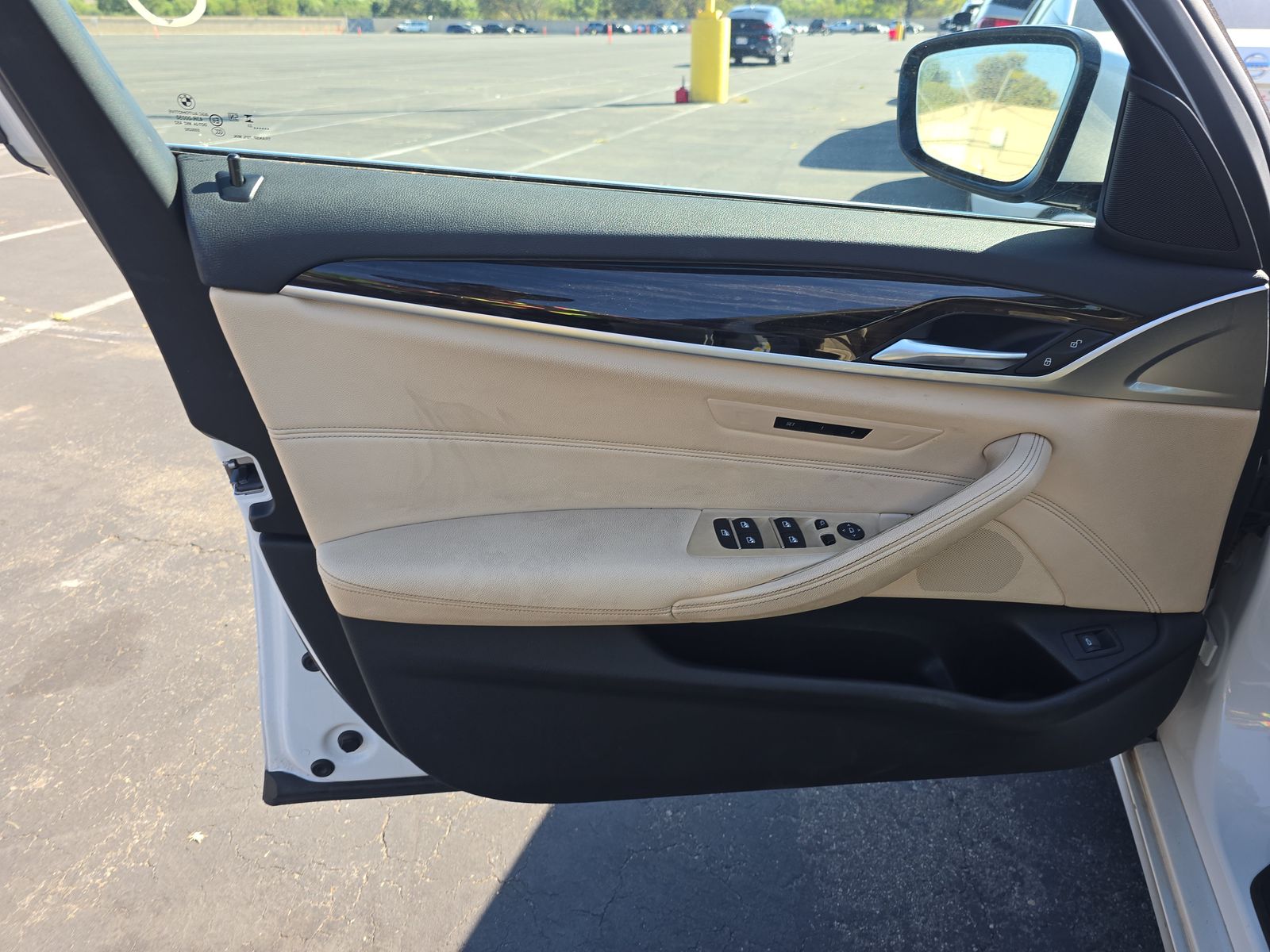 2023 BMW 5 Series 530i RWD