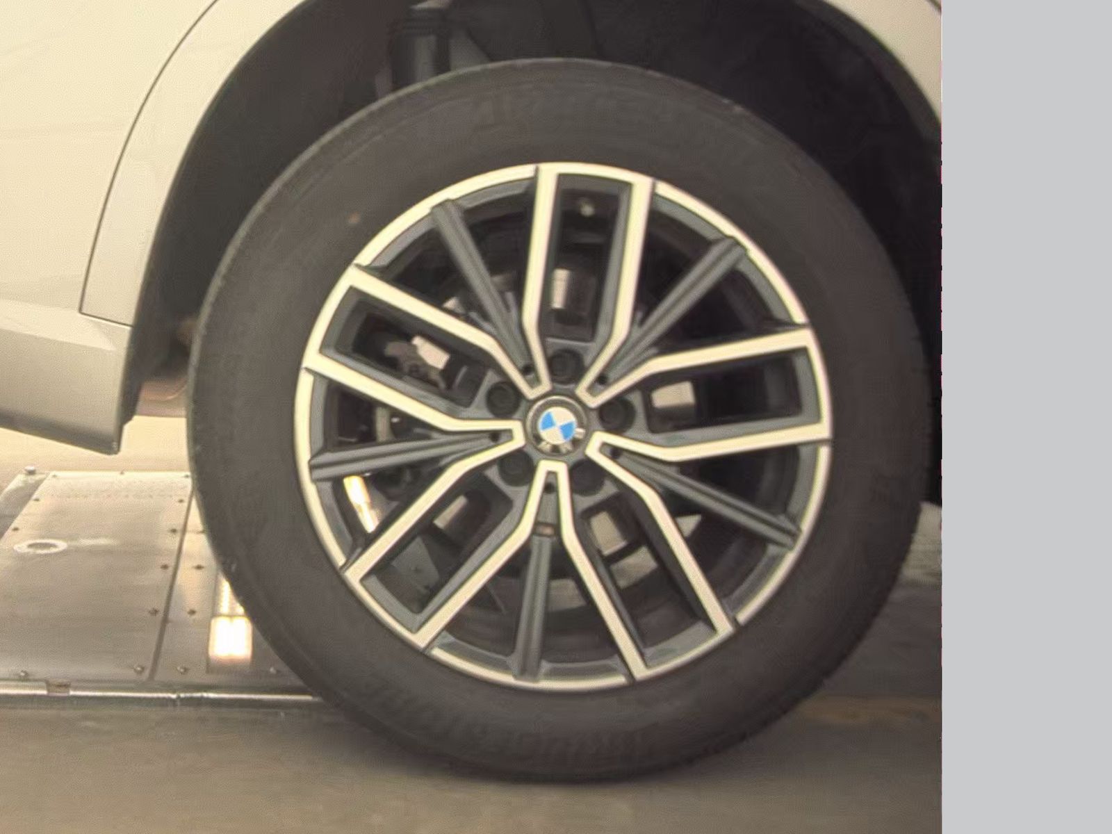 2025 BMW X1 xDrive28i AWD