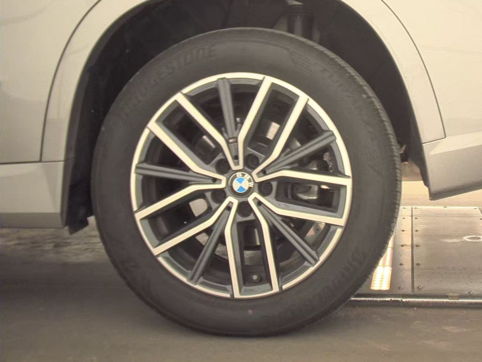 2025 BMW X1 xDrive28i AWD