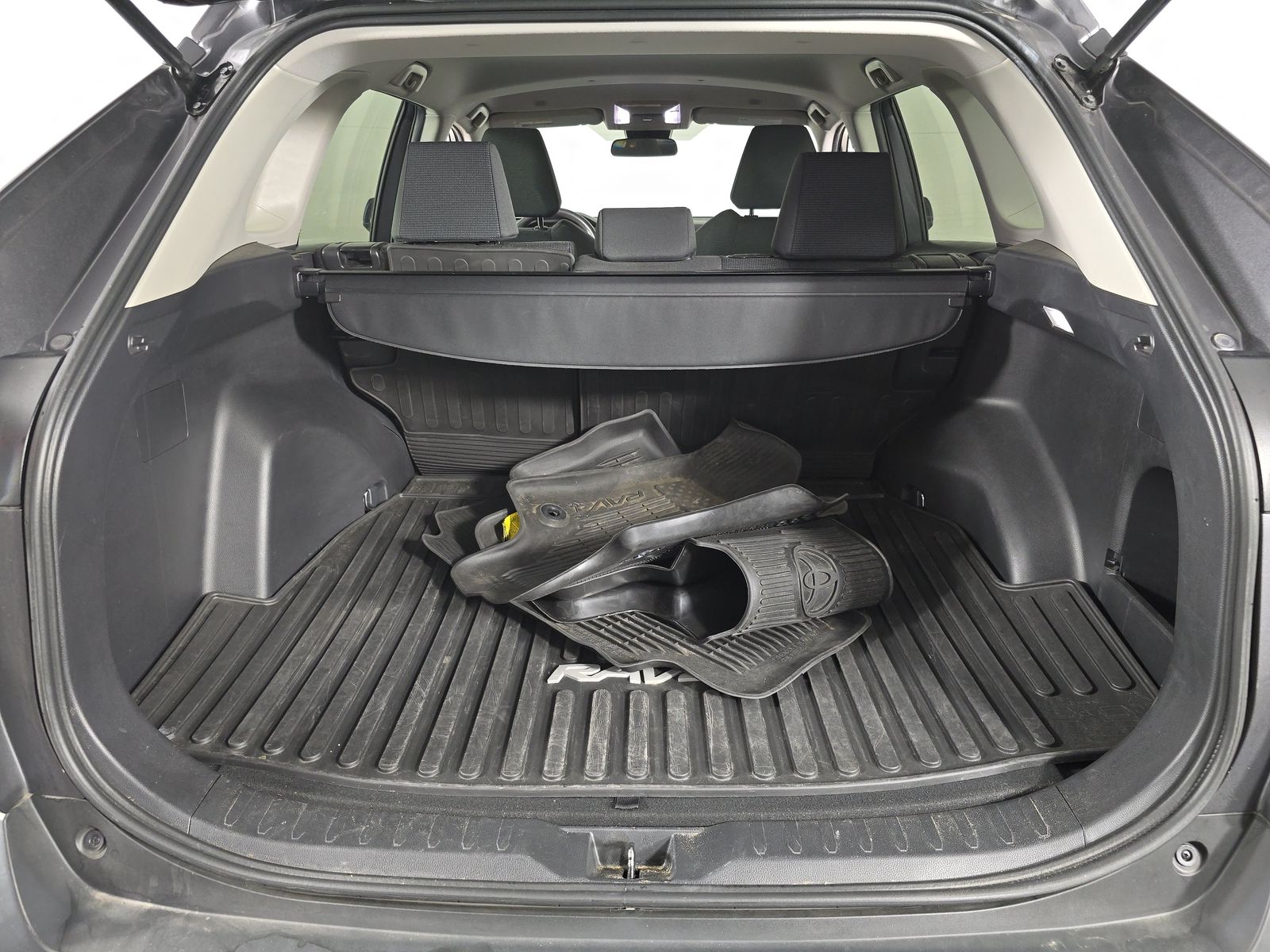 2024 Toyota RAV4 LE AWD