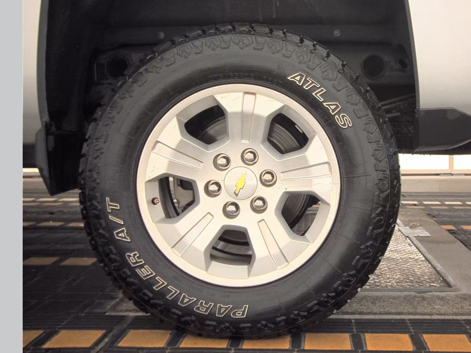 2014 Chevrolet Silverado 1500 LT RWD