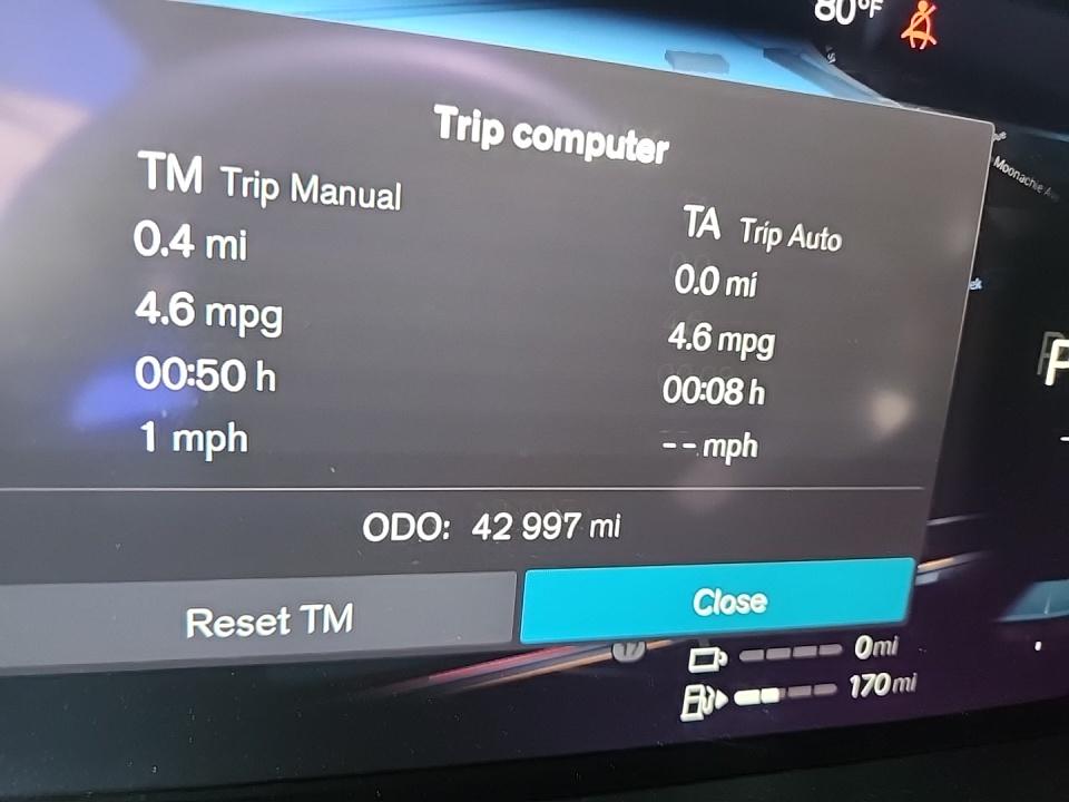 2022 Volvo XC60 Recharge T8 R-Design AWD