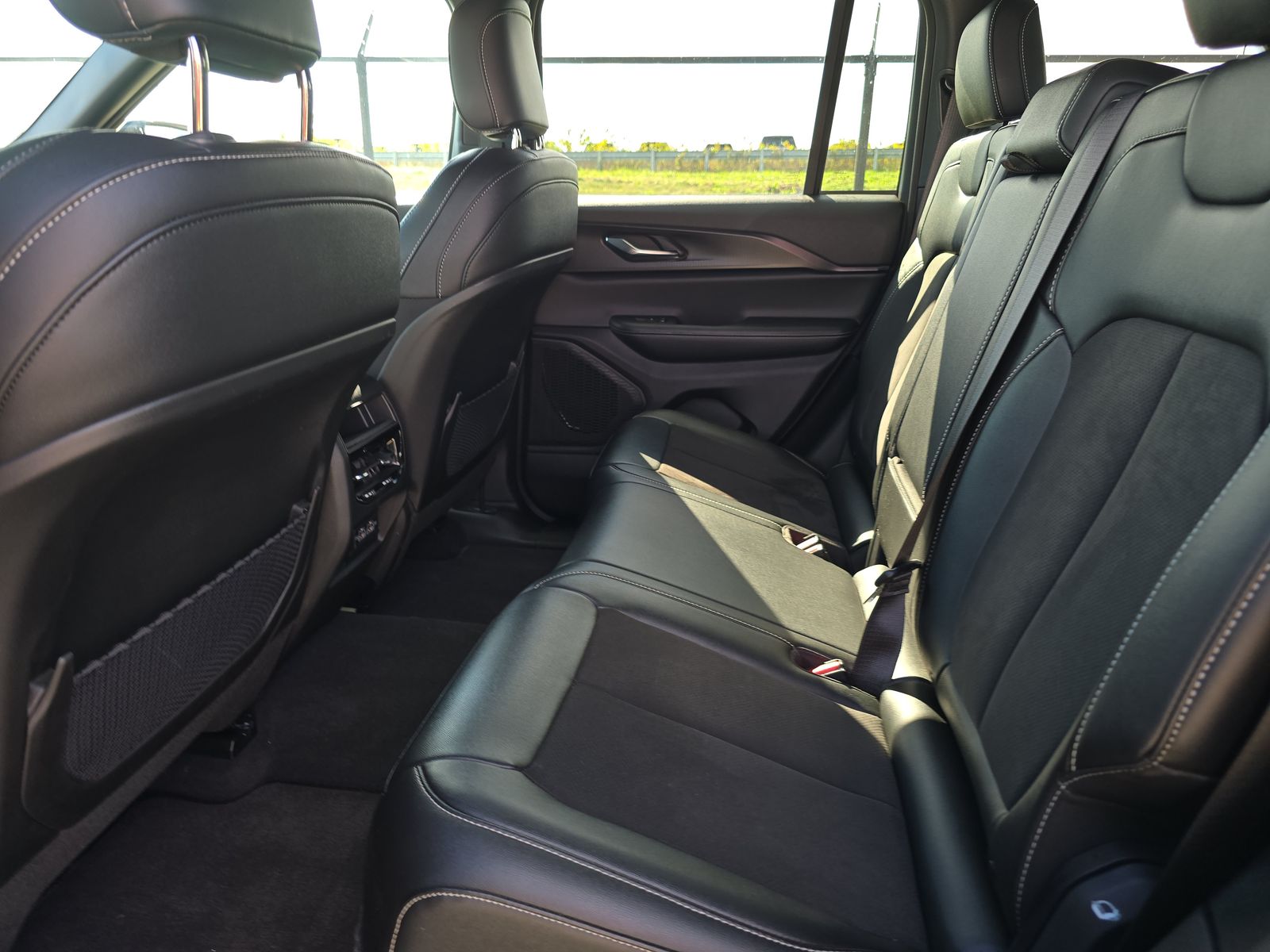 2024 Jeep Grand Cherokee Altitude X AWD