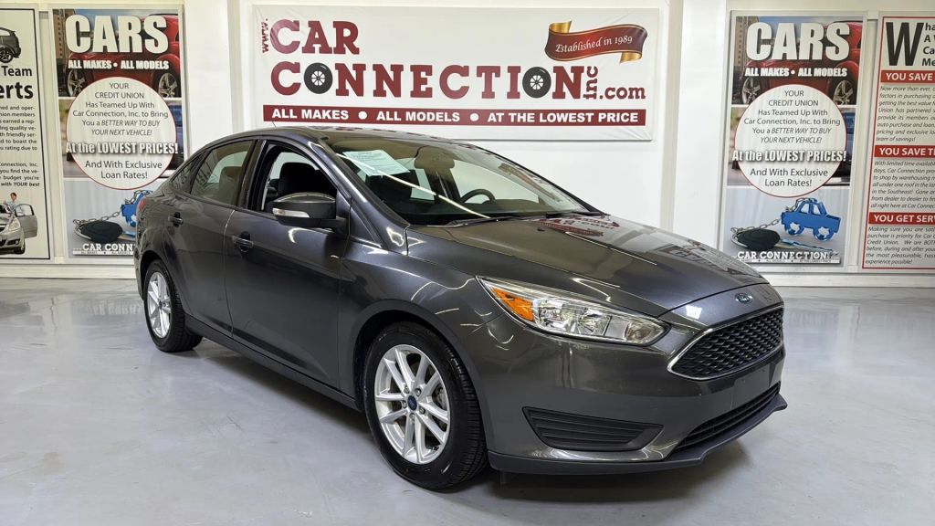 2017 Ford Focus SE FWD