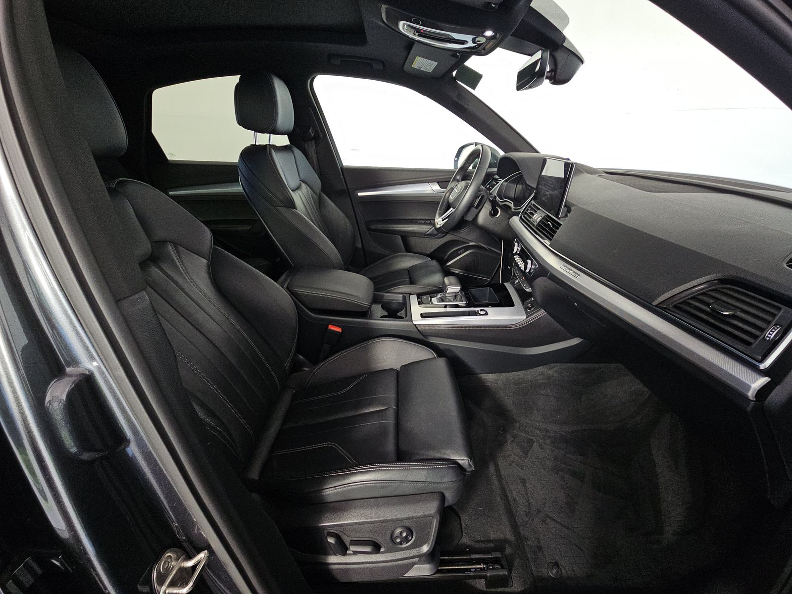 2023 Audi Q5 S line Premium Plus AWD