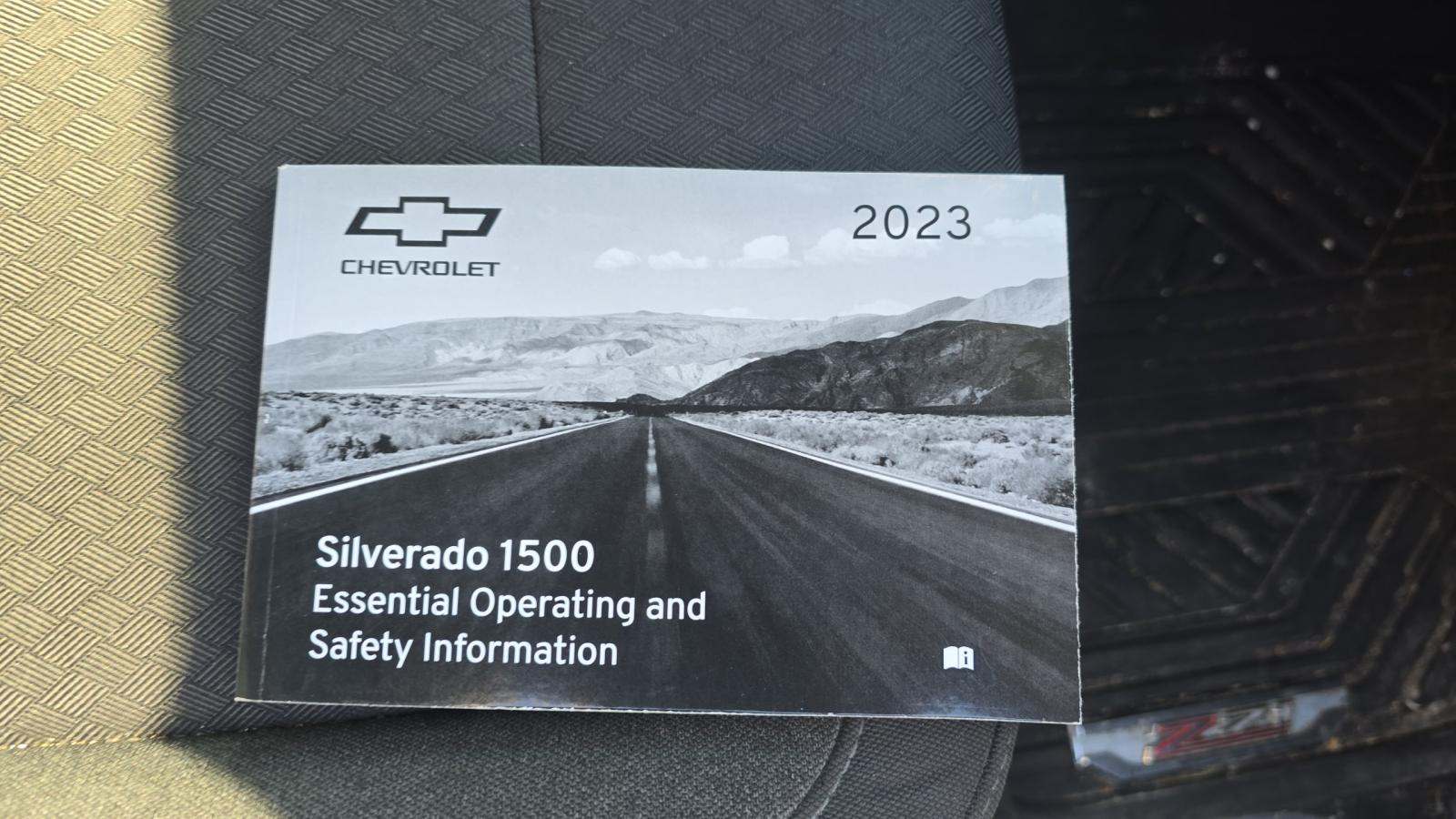 2023 Chevrolet Silverado 1500 RST AWD