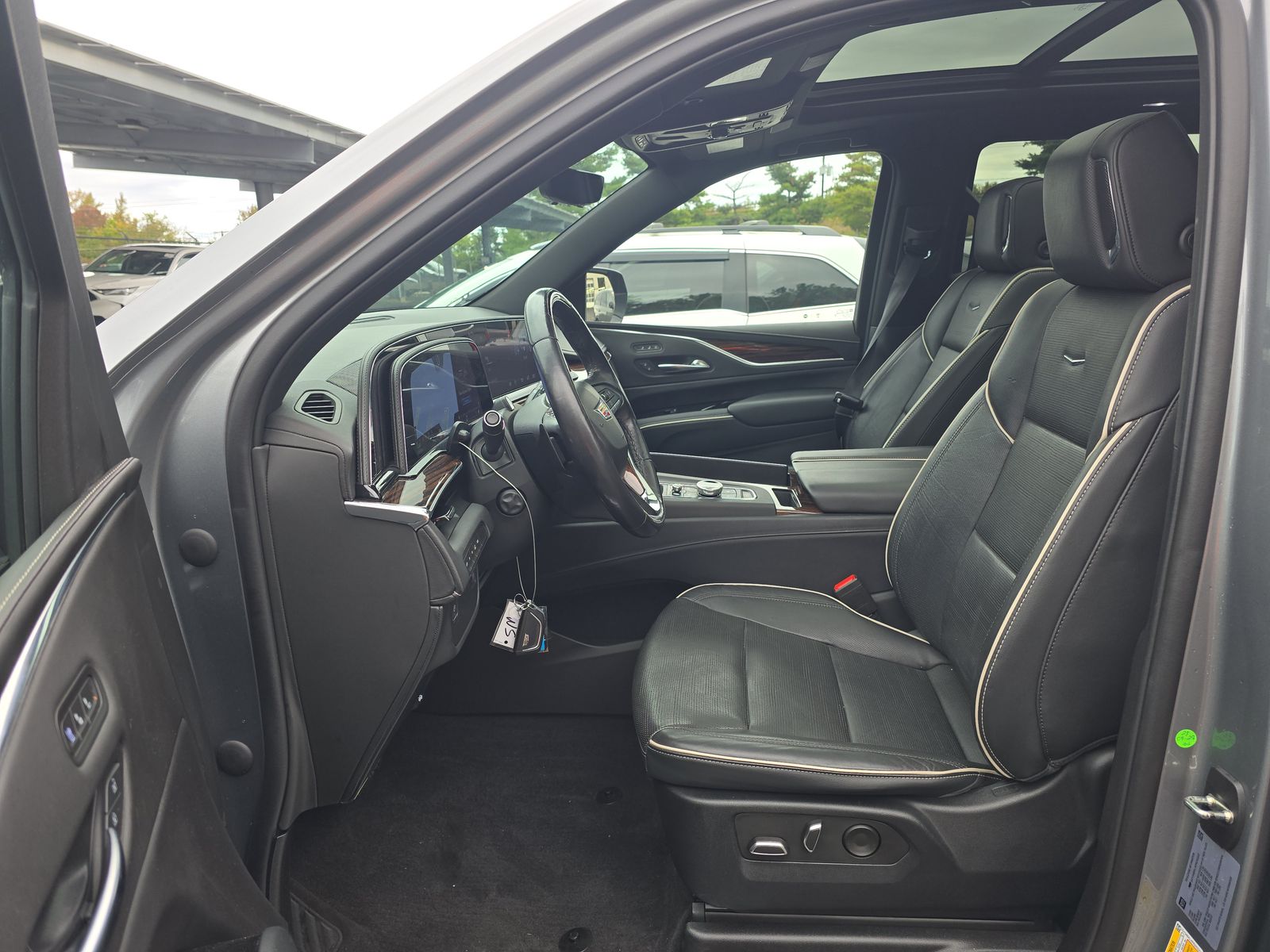 2023 Cadillac Escalade Premium Luxury AWD