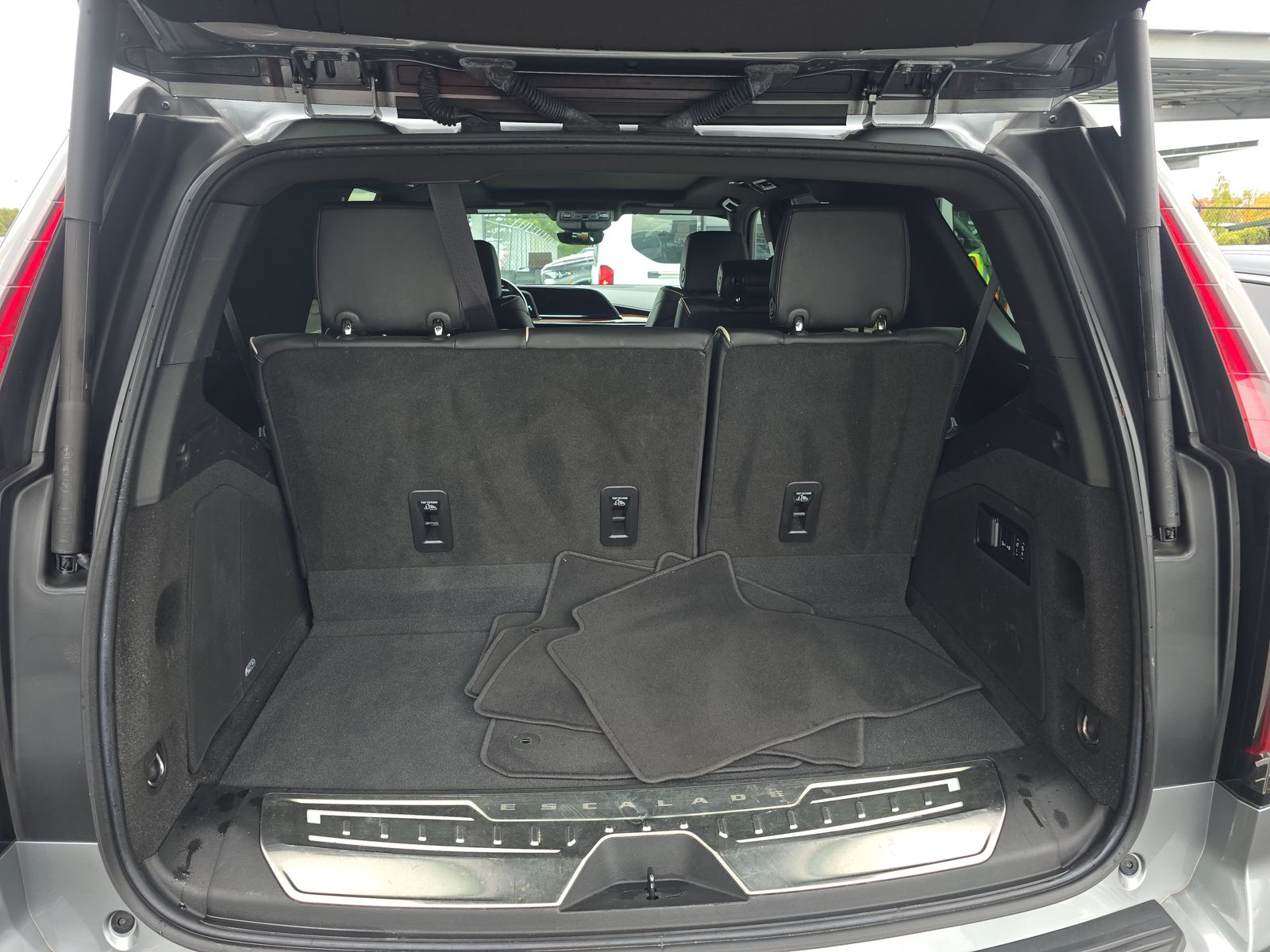 2023 Cadillac Escalade Premium Luxury AWD